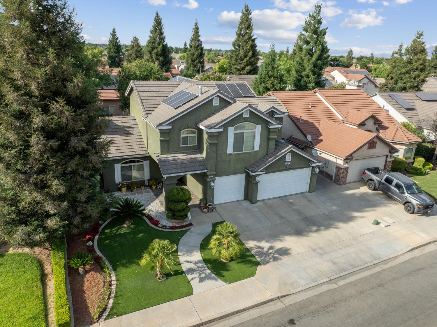 6632 E Michigan Ave, Fresno, CA 93727