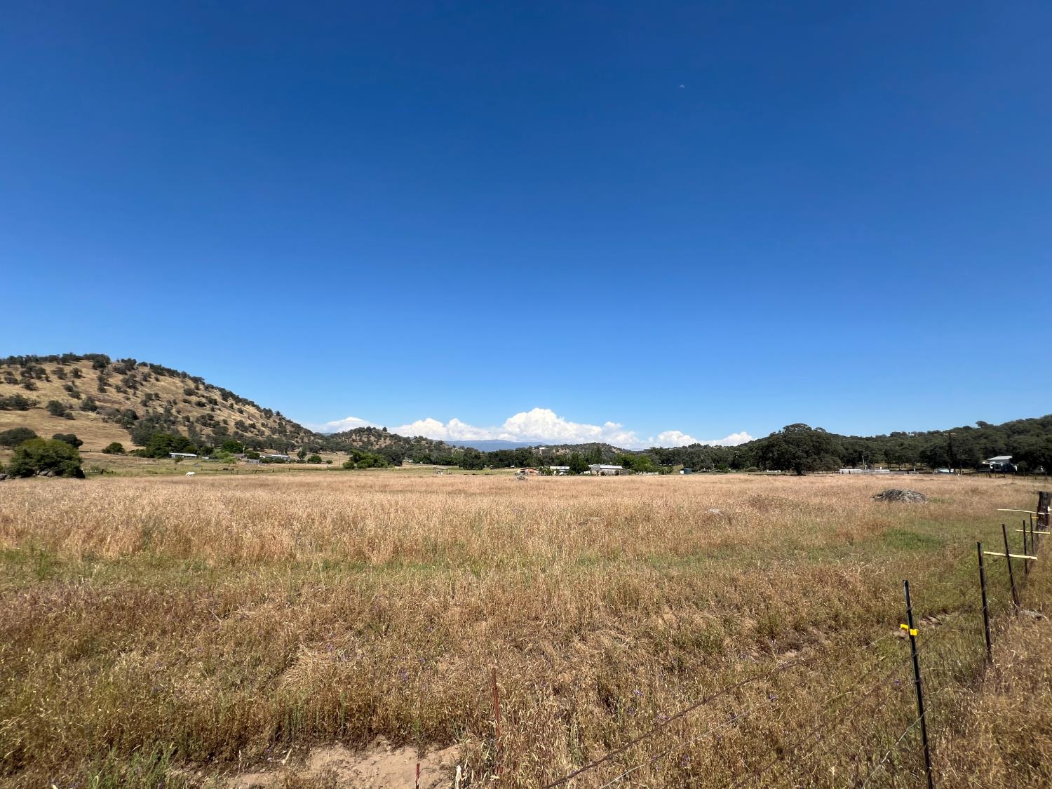 0 0 Hawthorne Ln, Yokuts Valley, CA 93675
