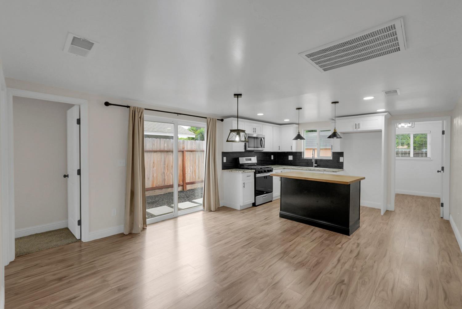 421 Orange Ave, Chowchilla, CA 93610