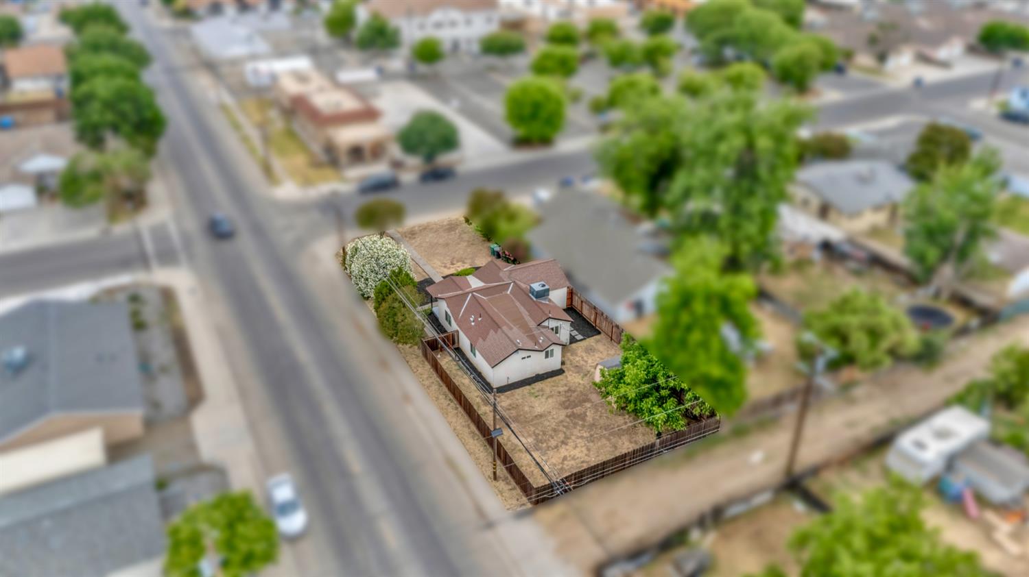 421 Orange Ave, Chowchilla, CA 93610