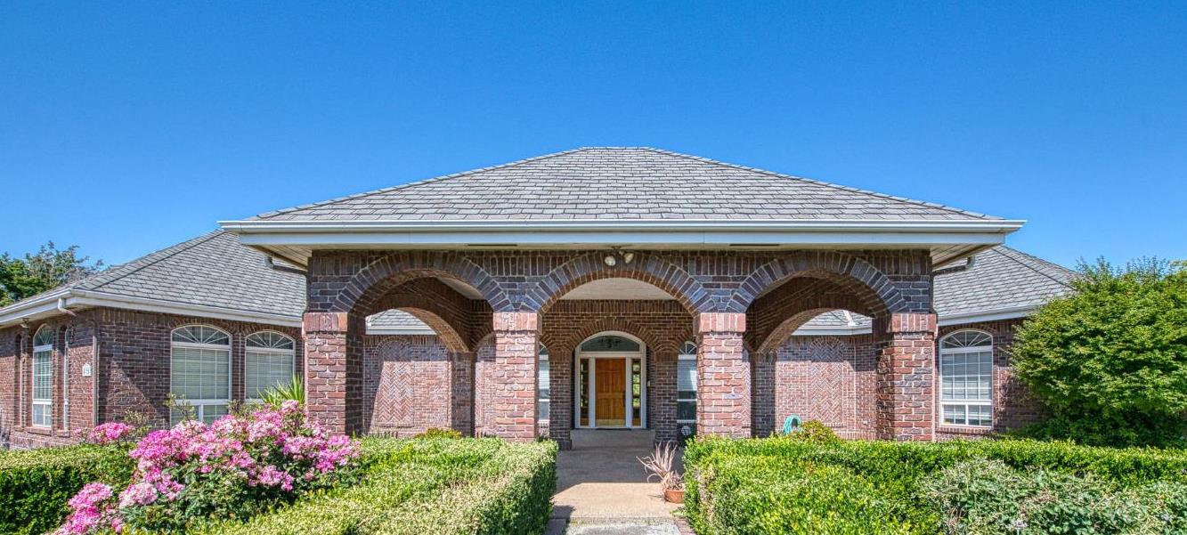 4715 E Copper Ave, Clovis, CA 93619