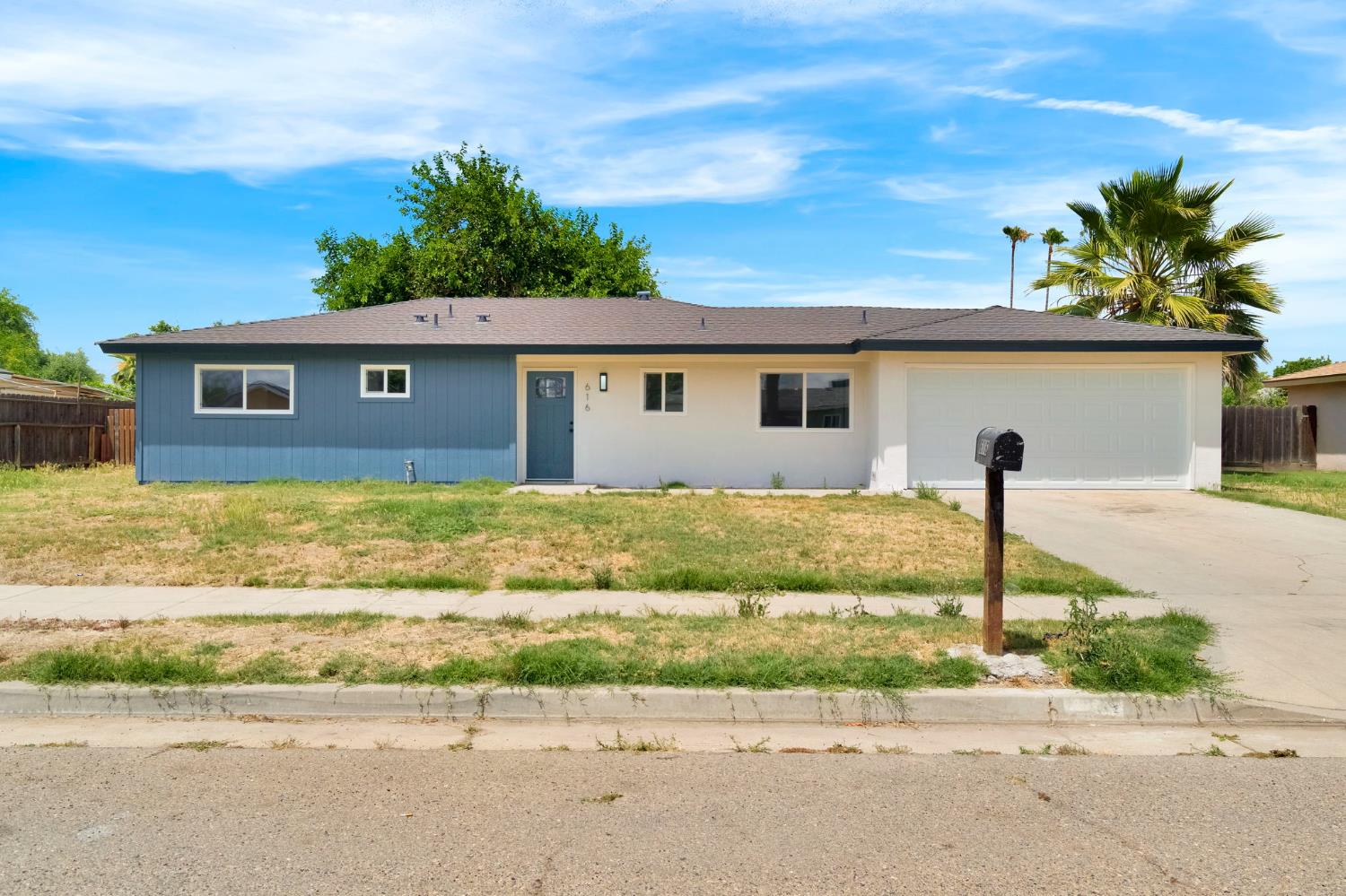 616 E Joy Ave, Fresno, CA 93706