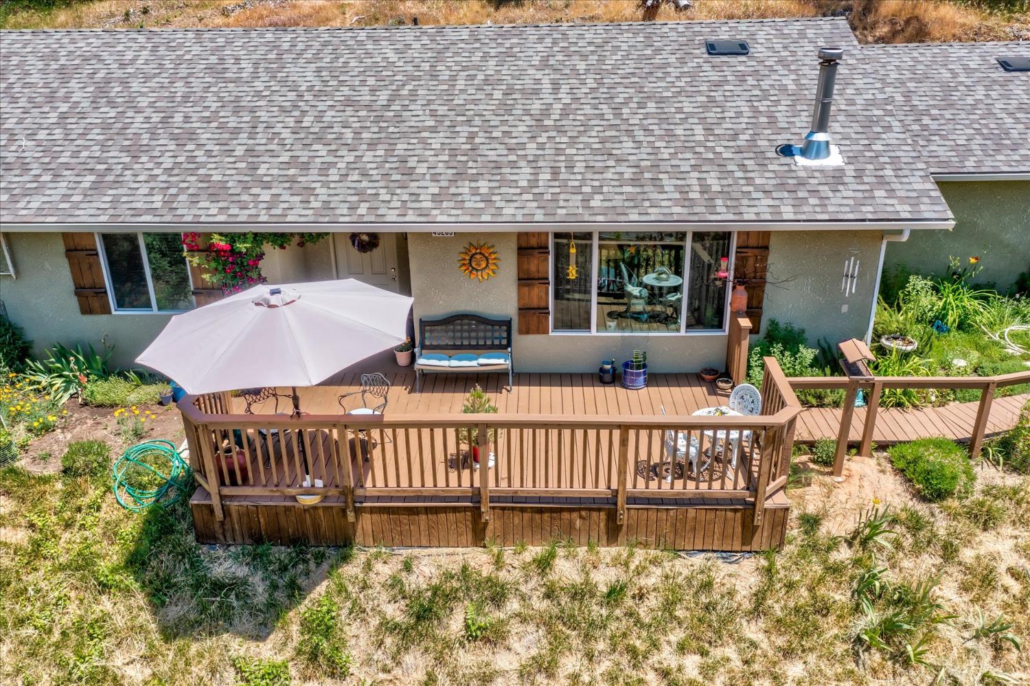 43263 E Sugar Pine Dr, Oakhurst, CA 93644