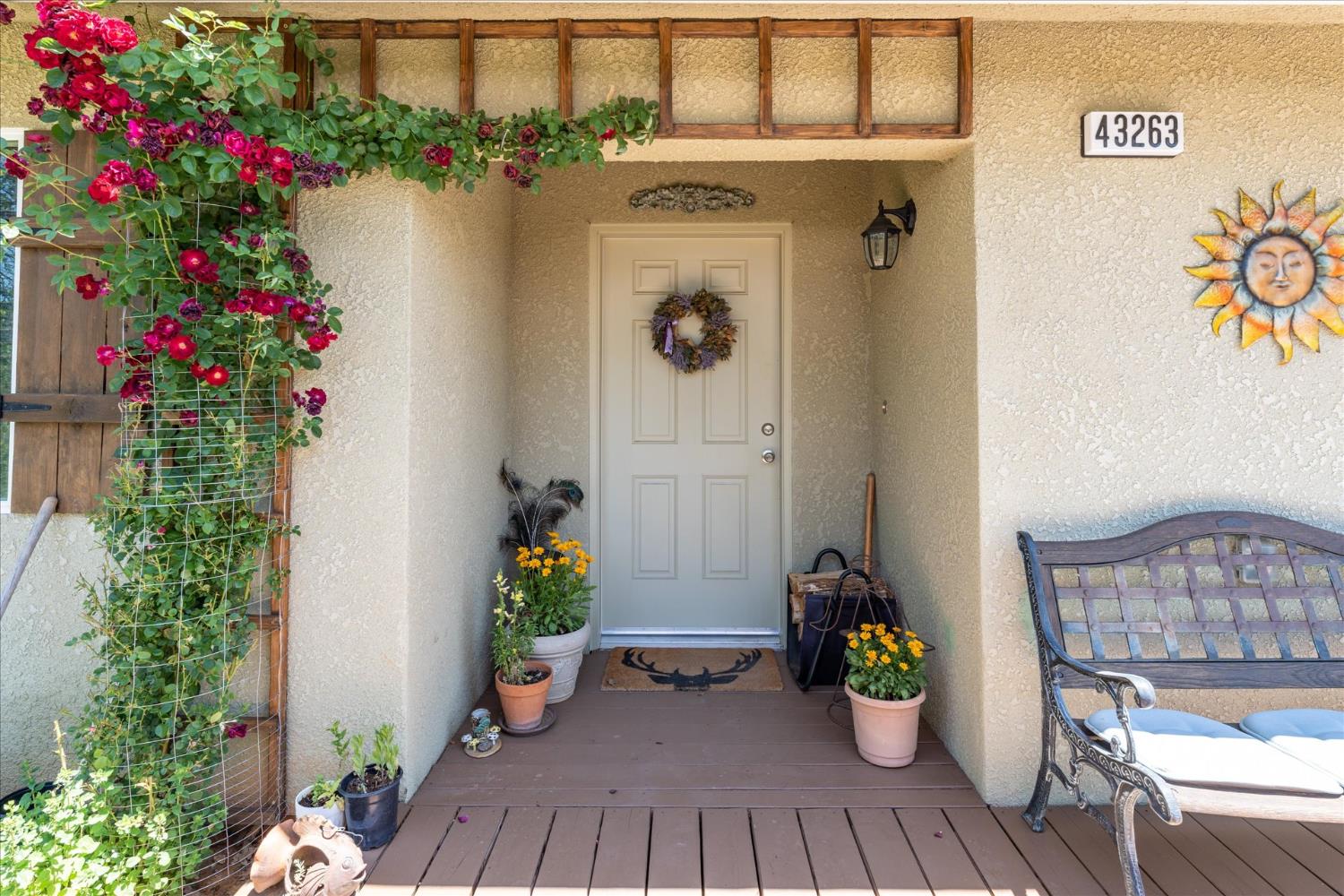 43263 E Sugar Pine Dr, Oakhurst, CA 93644