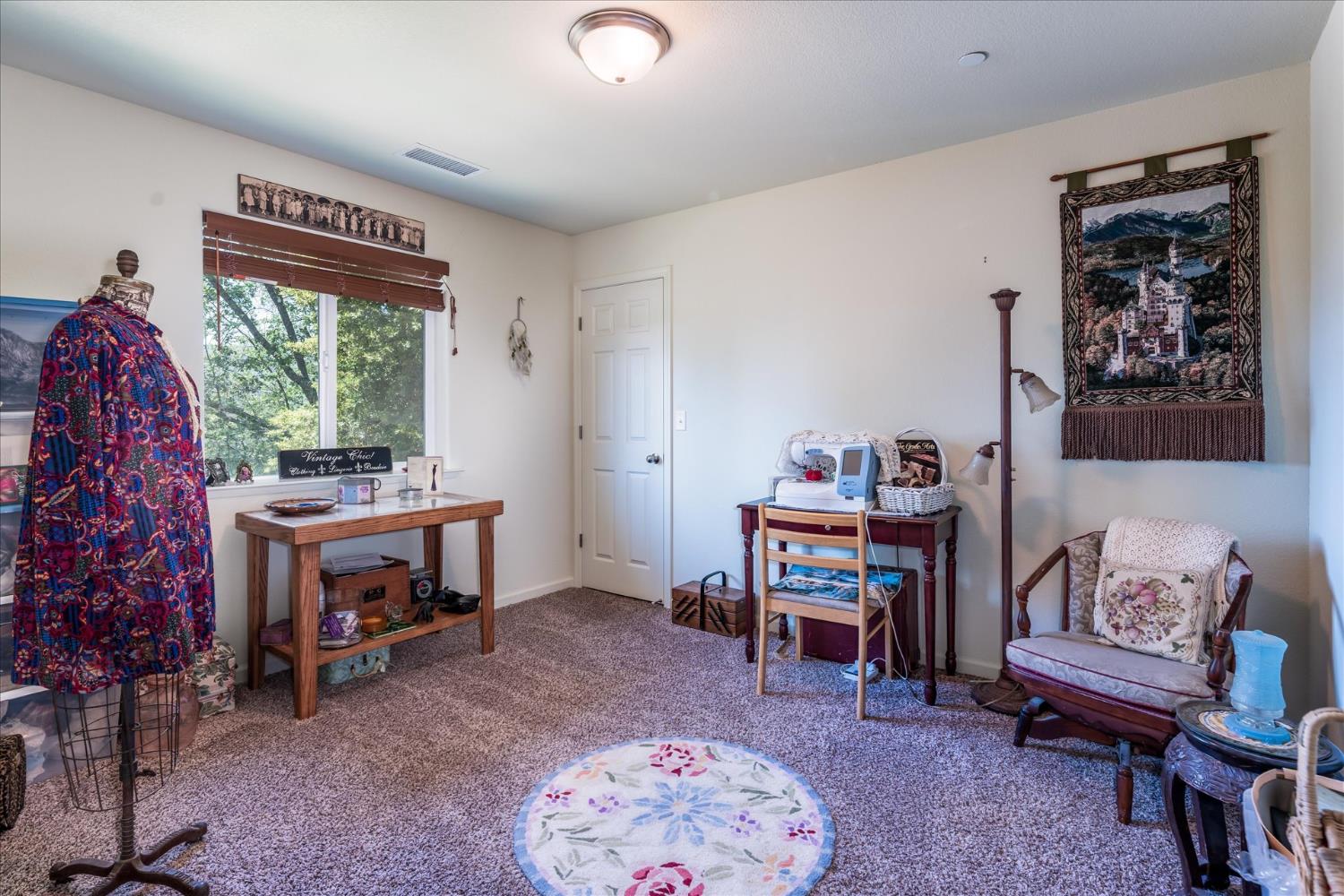 43263 E Sugar Pine Dr, Oakhurst, CA 93644
