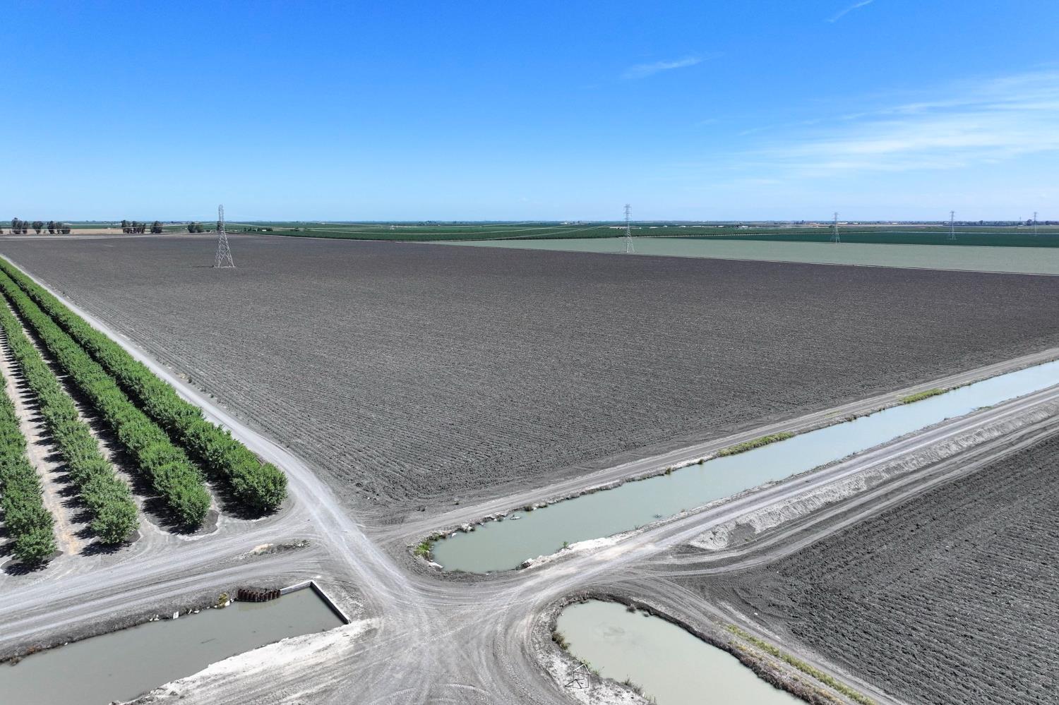 30750 W Manning Ave, San Joaquin, CA 93660