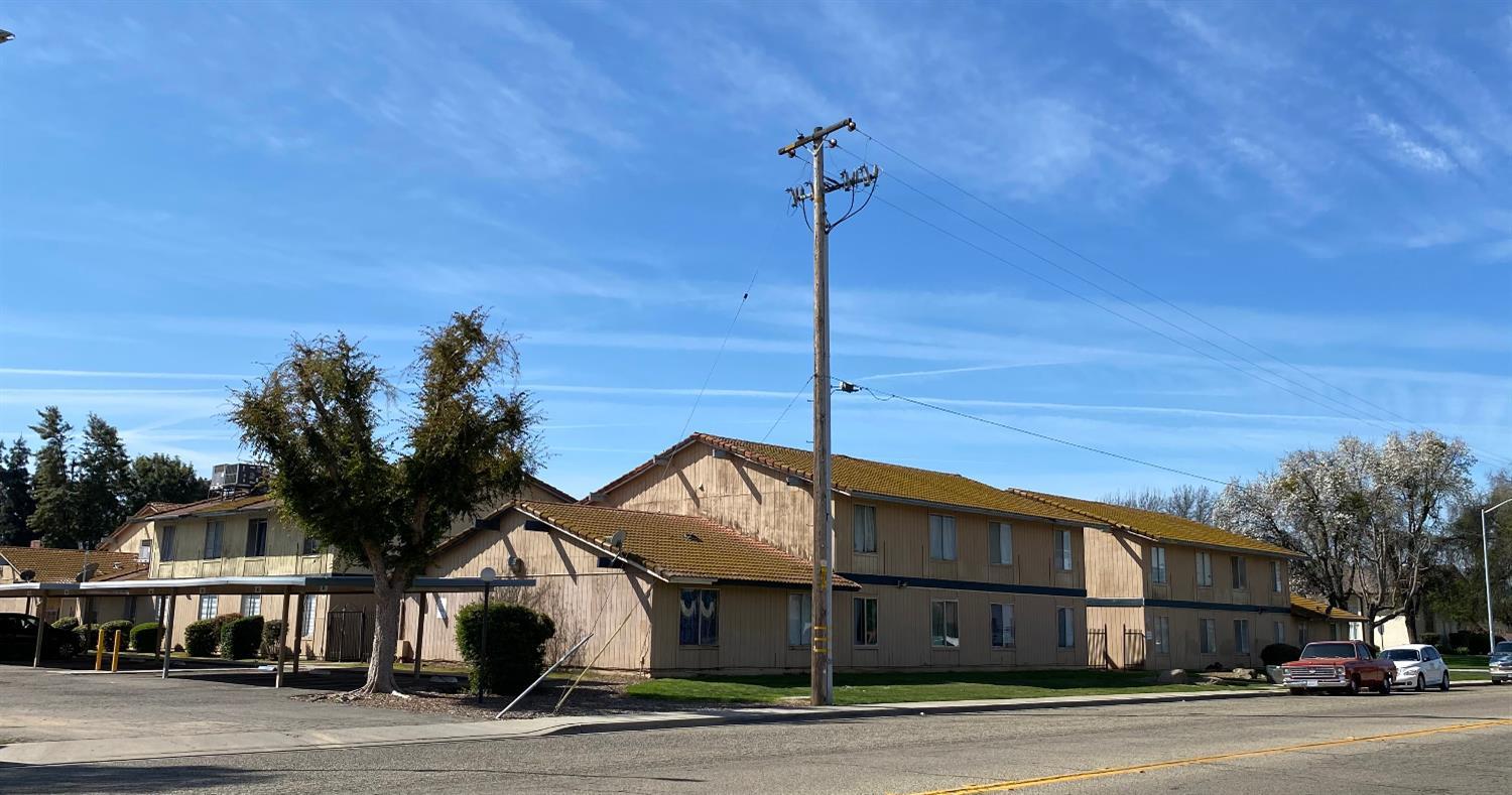 657 W Parlier Ave #114, Reedley, CA 93654