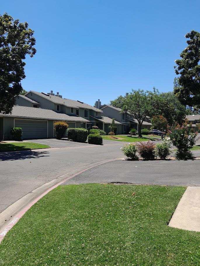 4727 E Alamos Ave #122, Fresno, CA 93726