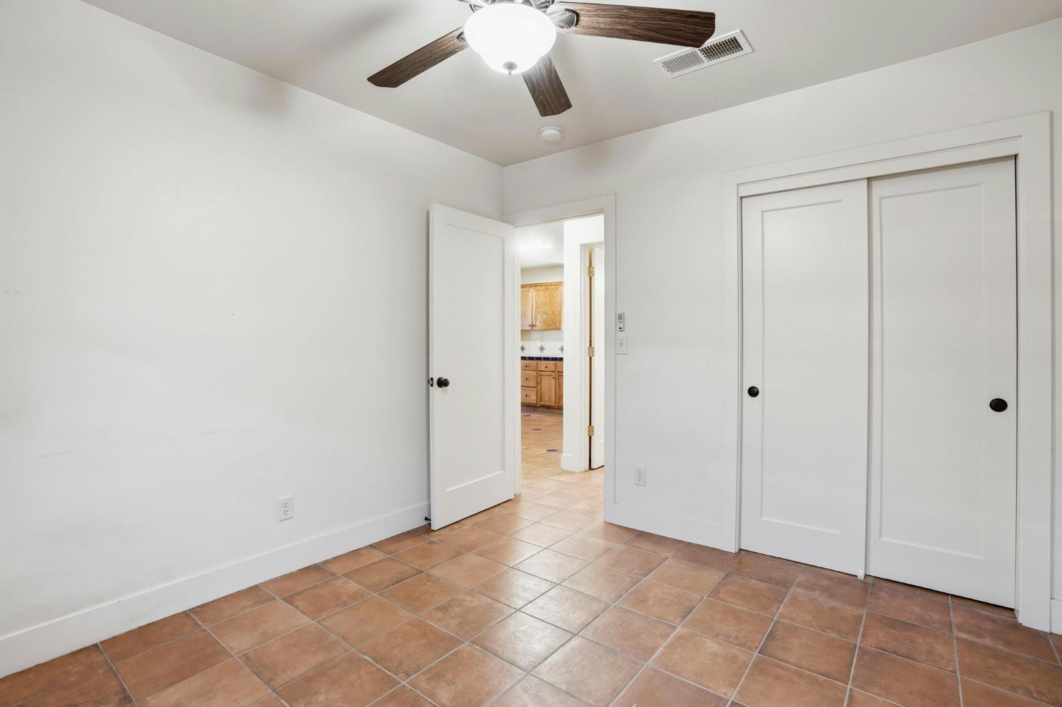 3870 E Nevada Ave, Fresno, CA 93702