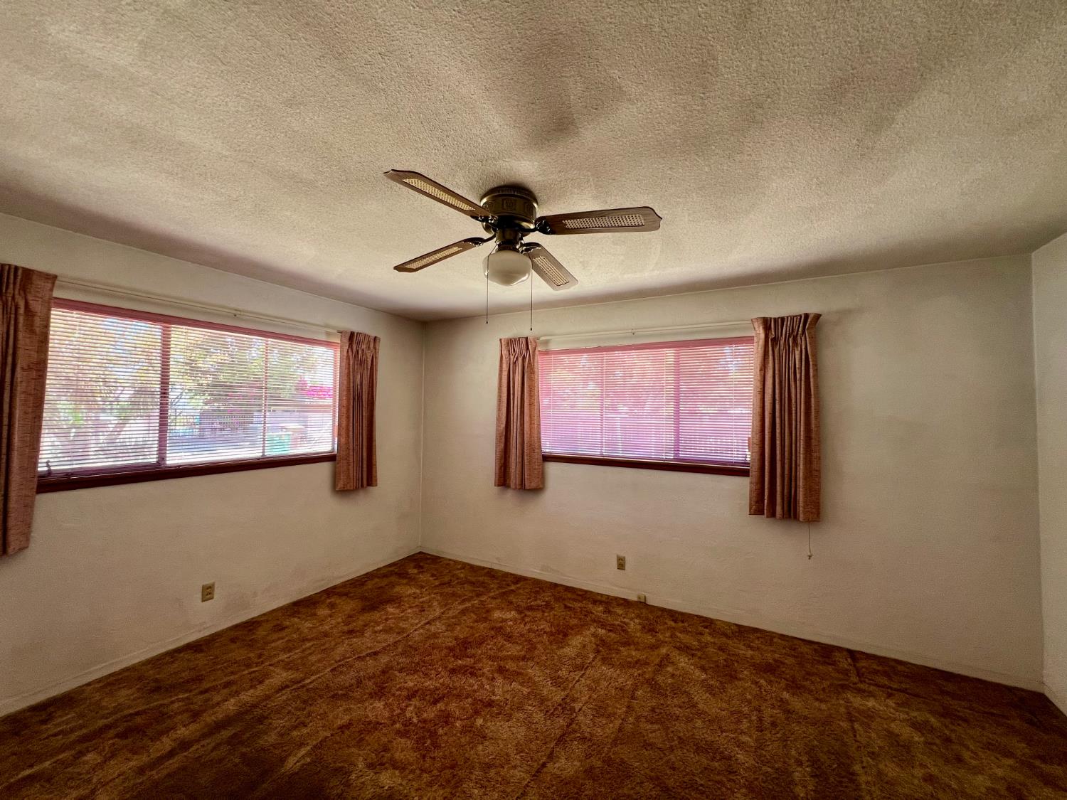 2300 14th, Kingsburg, CA 93631