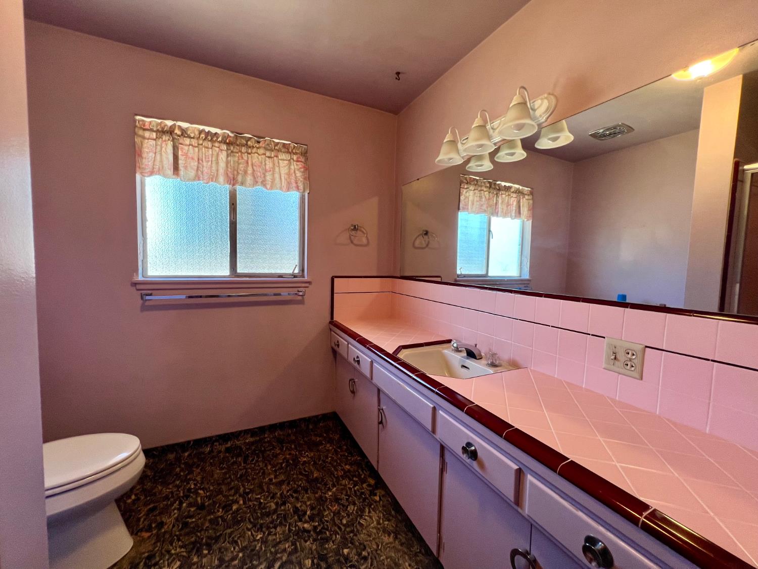 2300 14th, Kingsburg, CA 93631