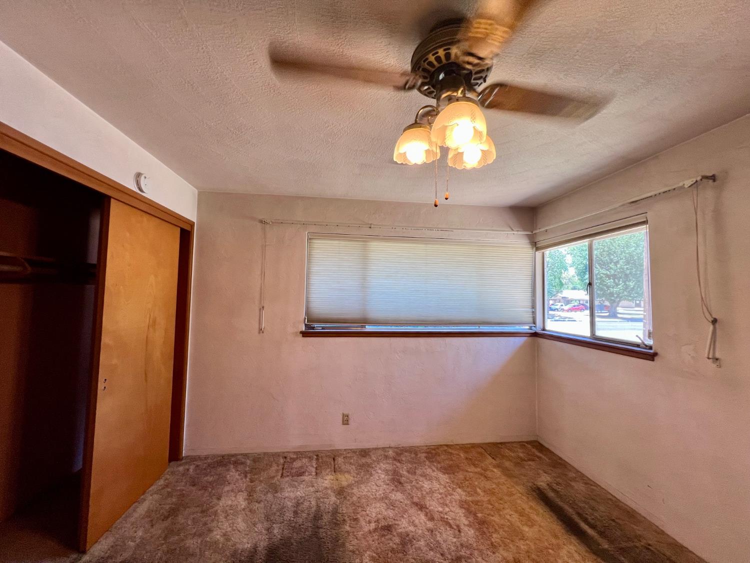 2300 14th, Kingsburg, CA 93631