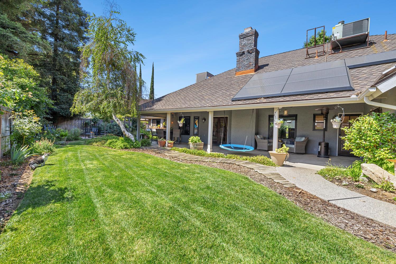 580 E Salem Ave, Fresno, CA 93720