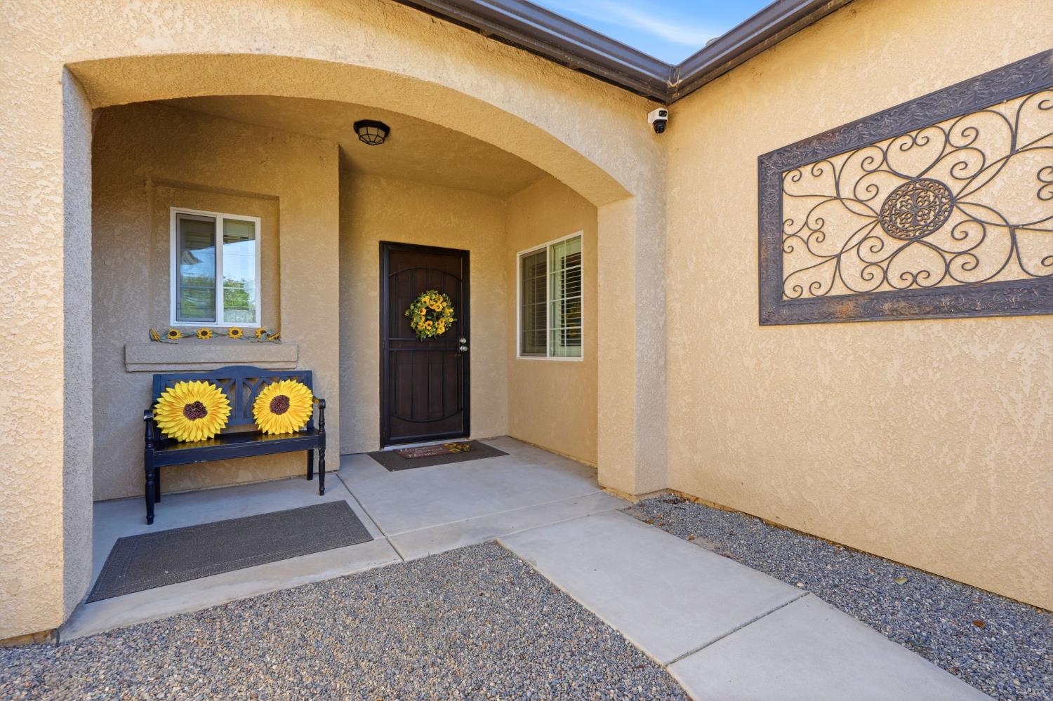 626 W Lake St, Kingsburg, CA 93631