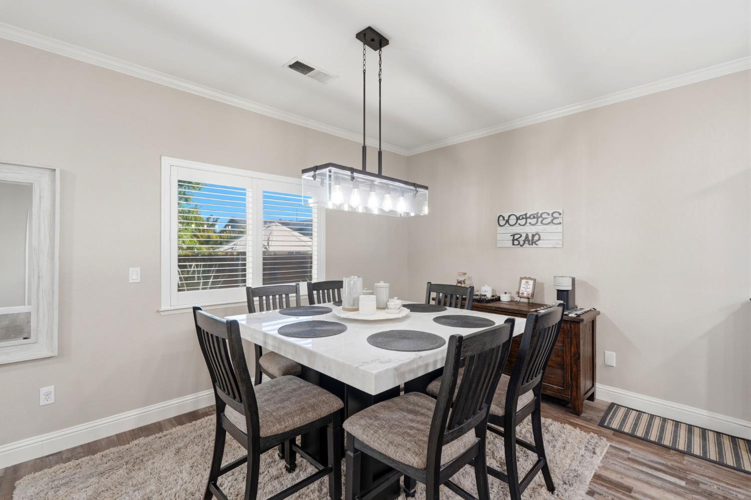626 W Lake St, Kingsburg, CA 93631