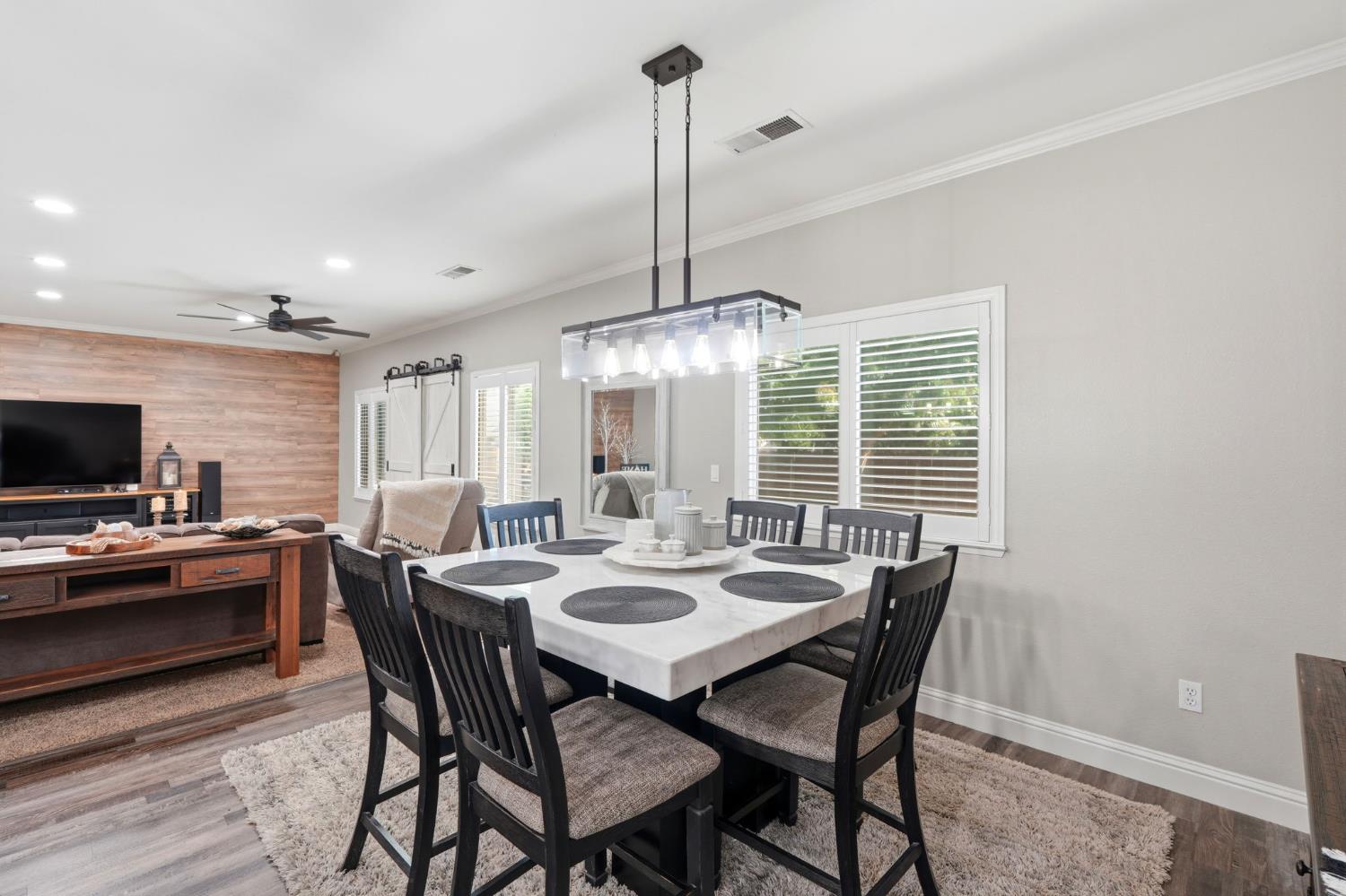 626 W Lake St, Kingsburg, CA 93631