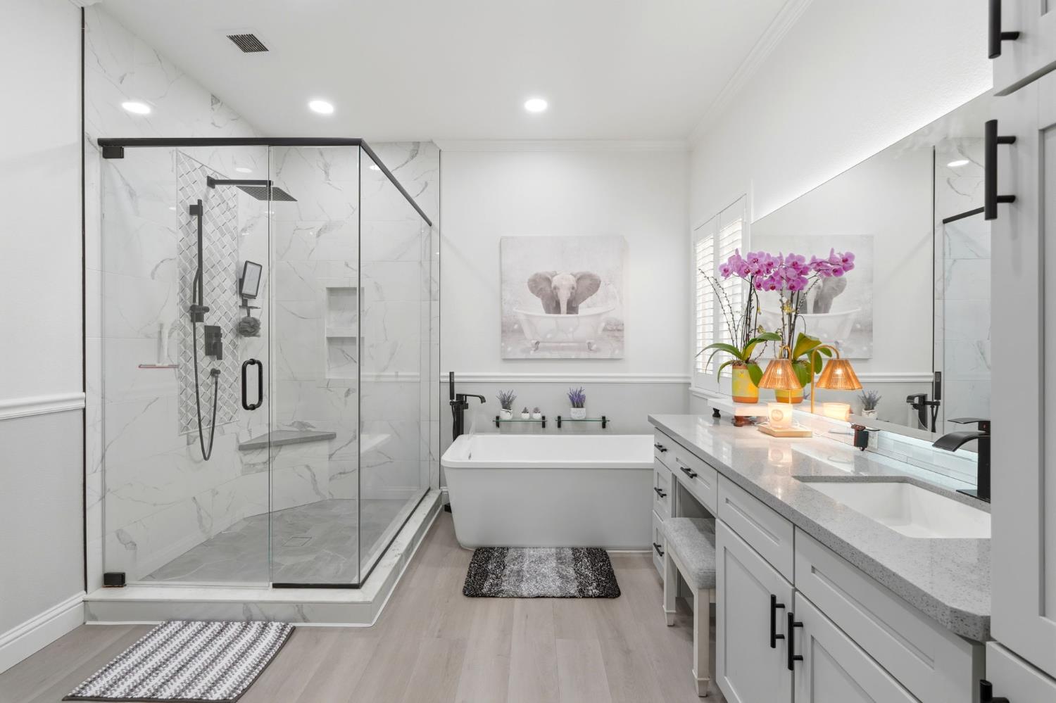 626 W Lake St, Kingsburg, CA 93631