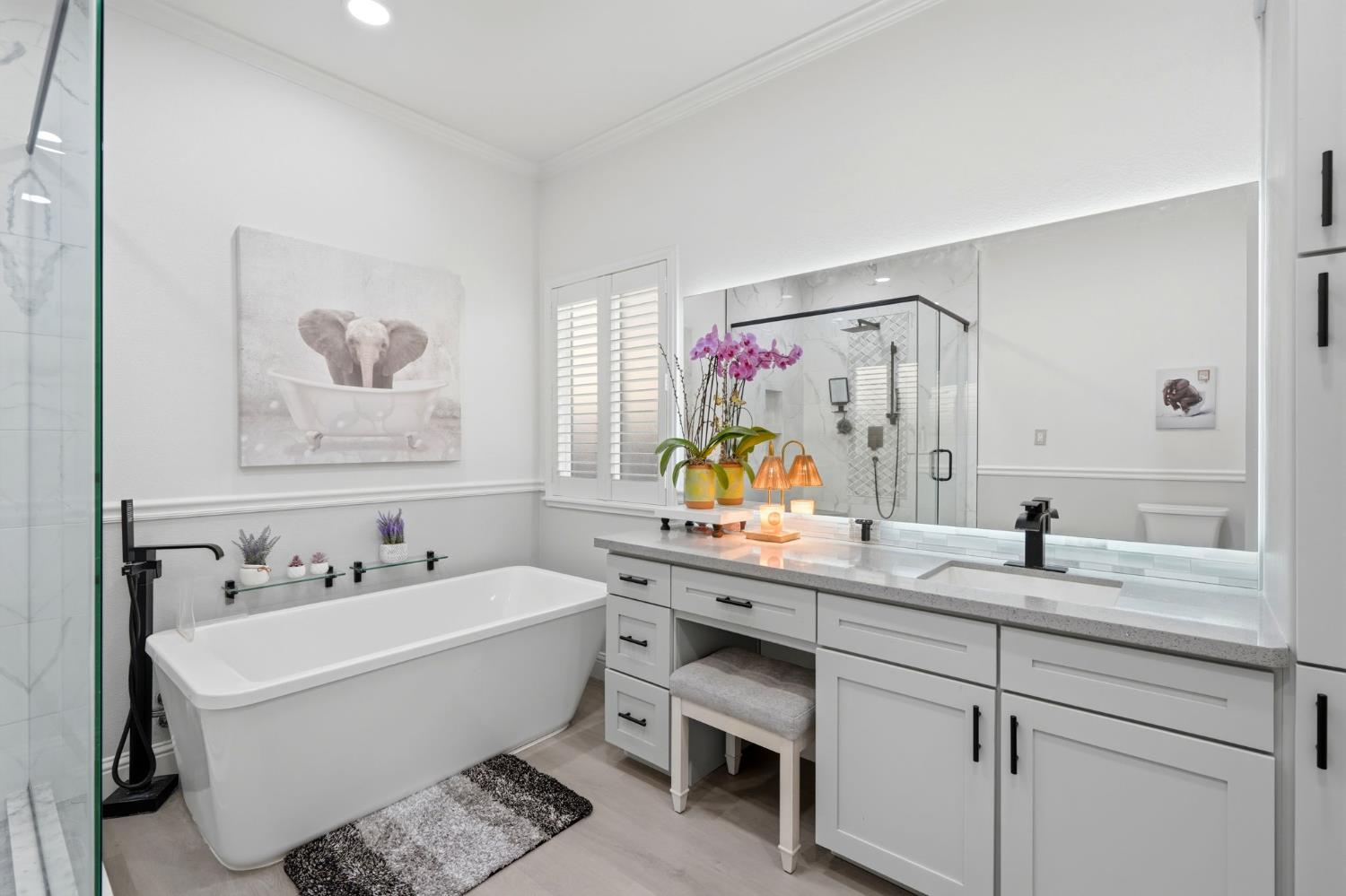 626 W Lake St, Kingsburg, CA 93631