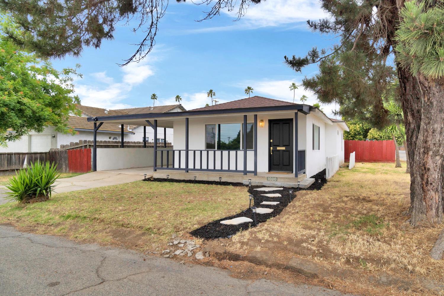 1000 Trinity Ave, Chowchilla, CA 93610