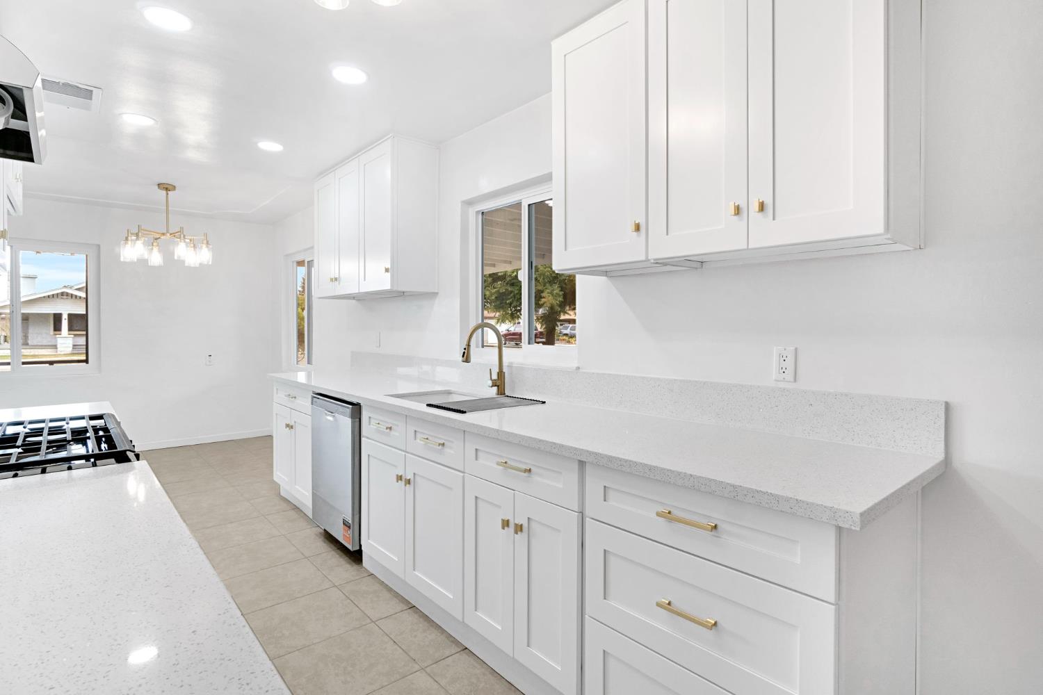 1000 Trinity Ave, Chowchilla, CA 93610