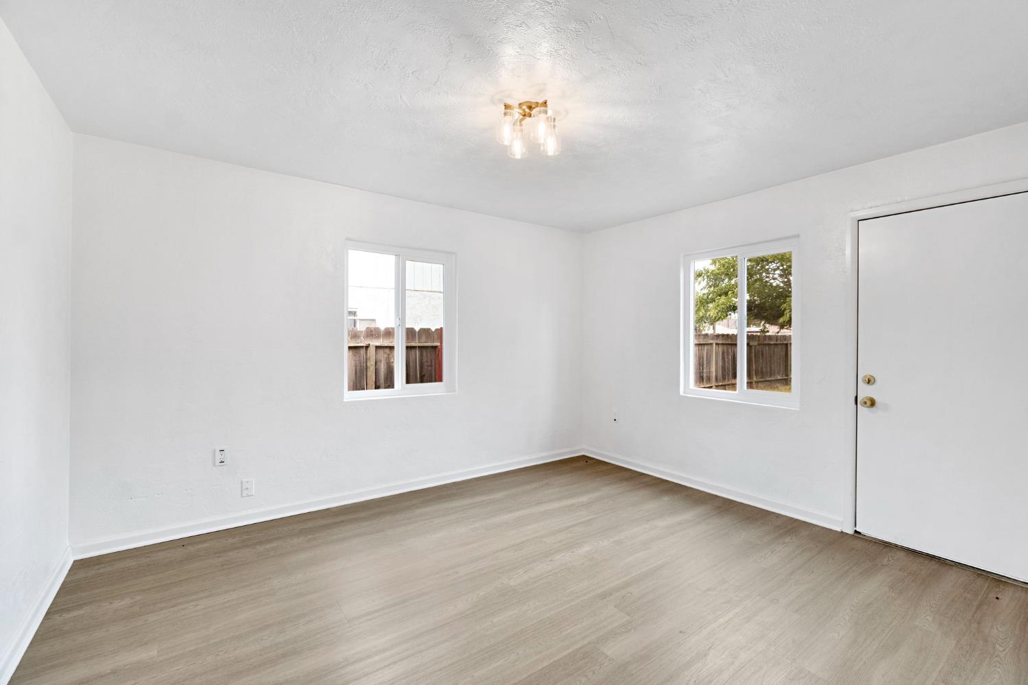 1000 Trinity Ave, Chowchilla, CA 93610
