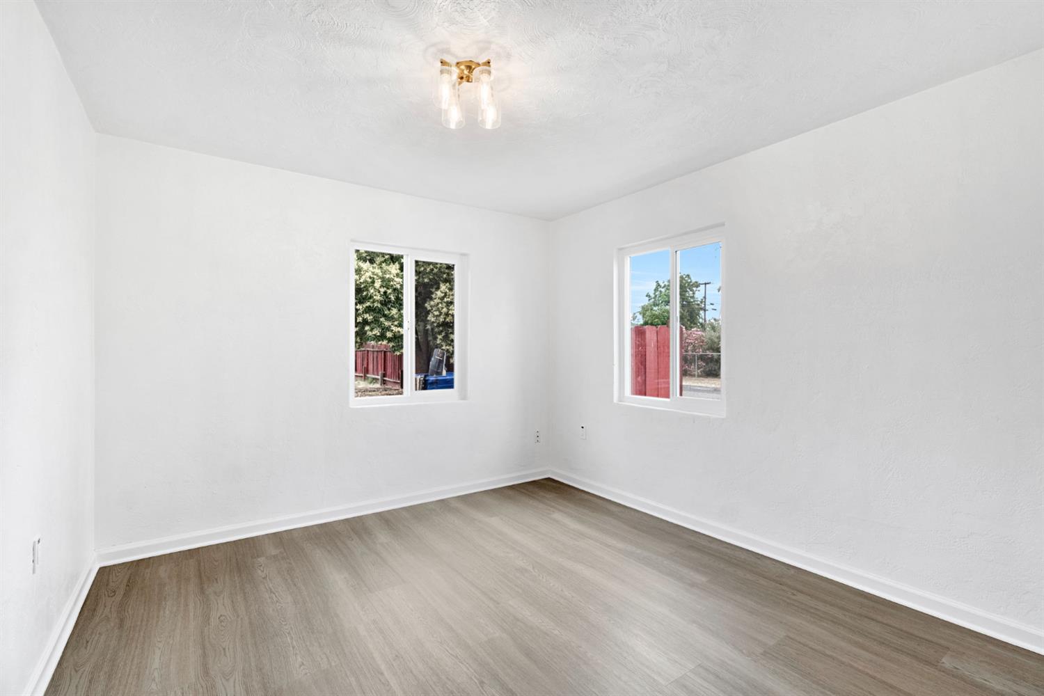 1000 Trinity Ave, Chowchilla, CA 93610
