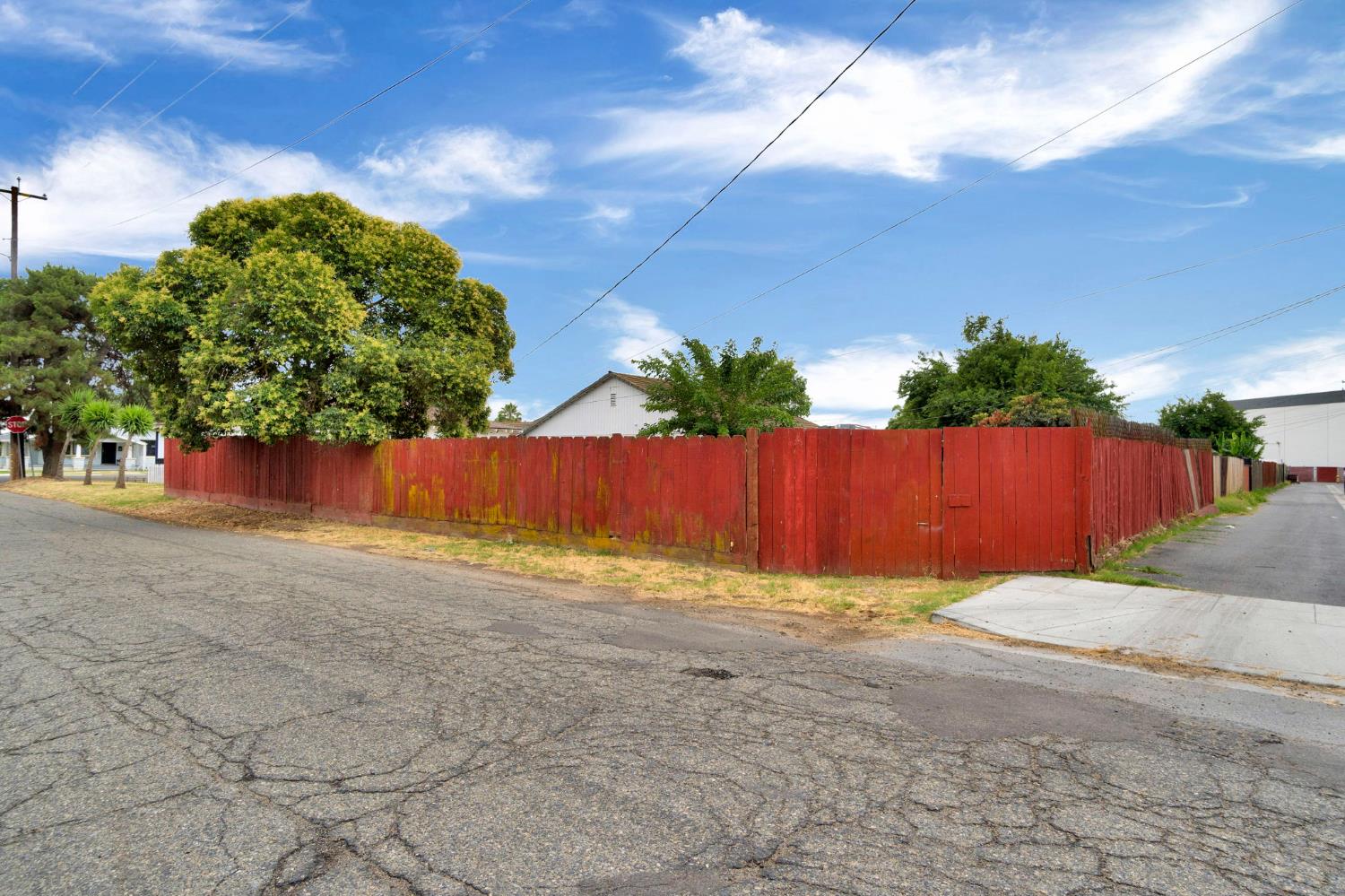 1000 Trinity Ave, Chowchilla, CA 93610