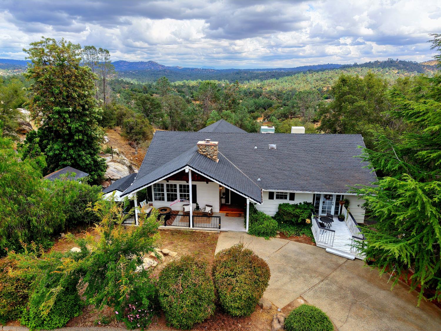 28977 Long Hollow Ct N, Coarsegold, CA 93614
