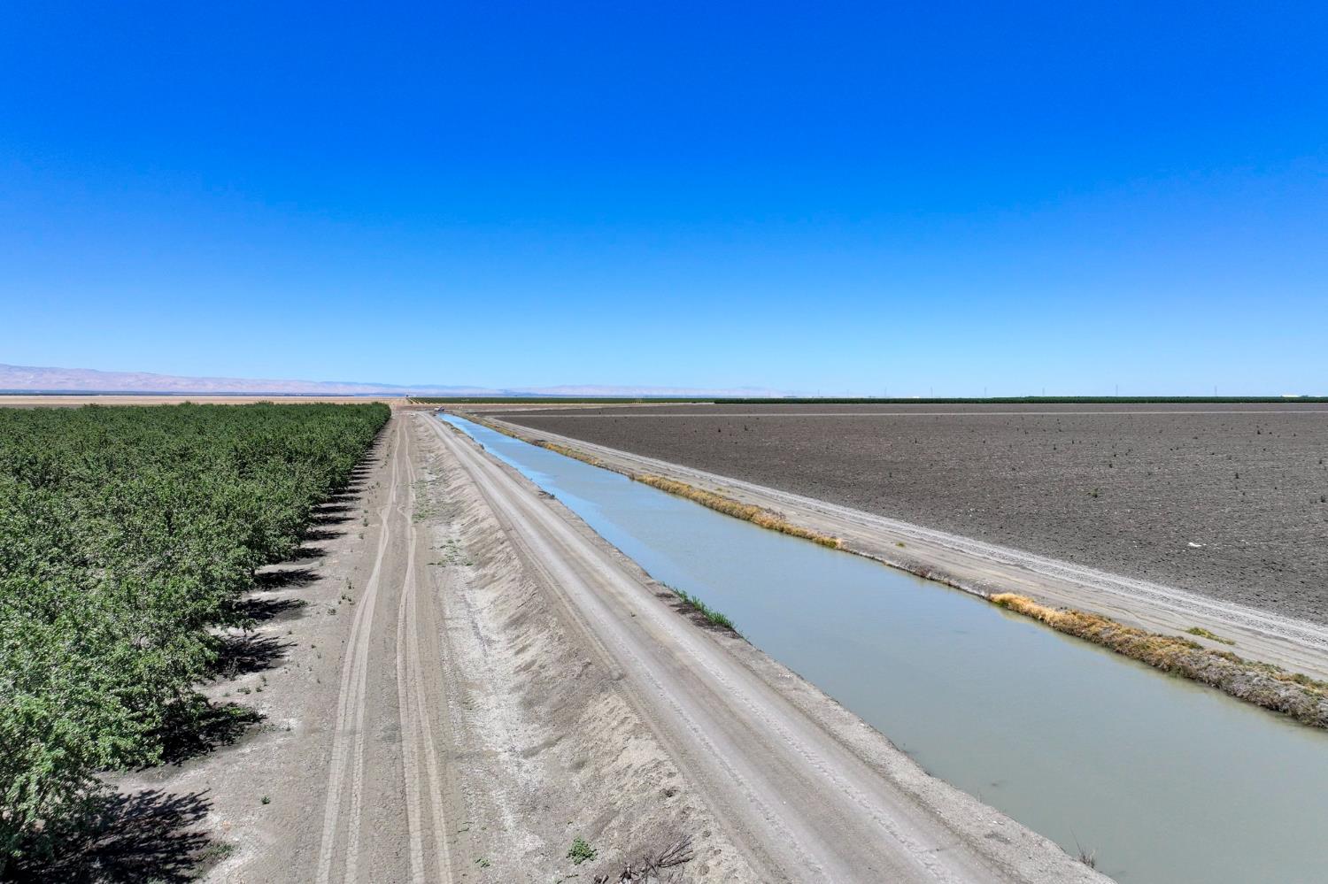 20375 W Manning Ave, San Joaquin, CA 93660