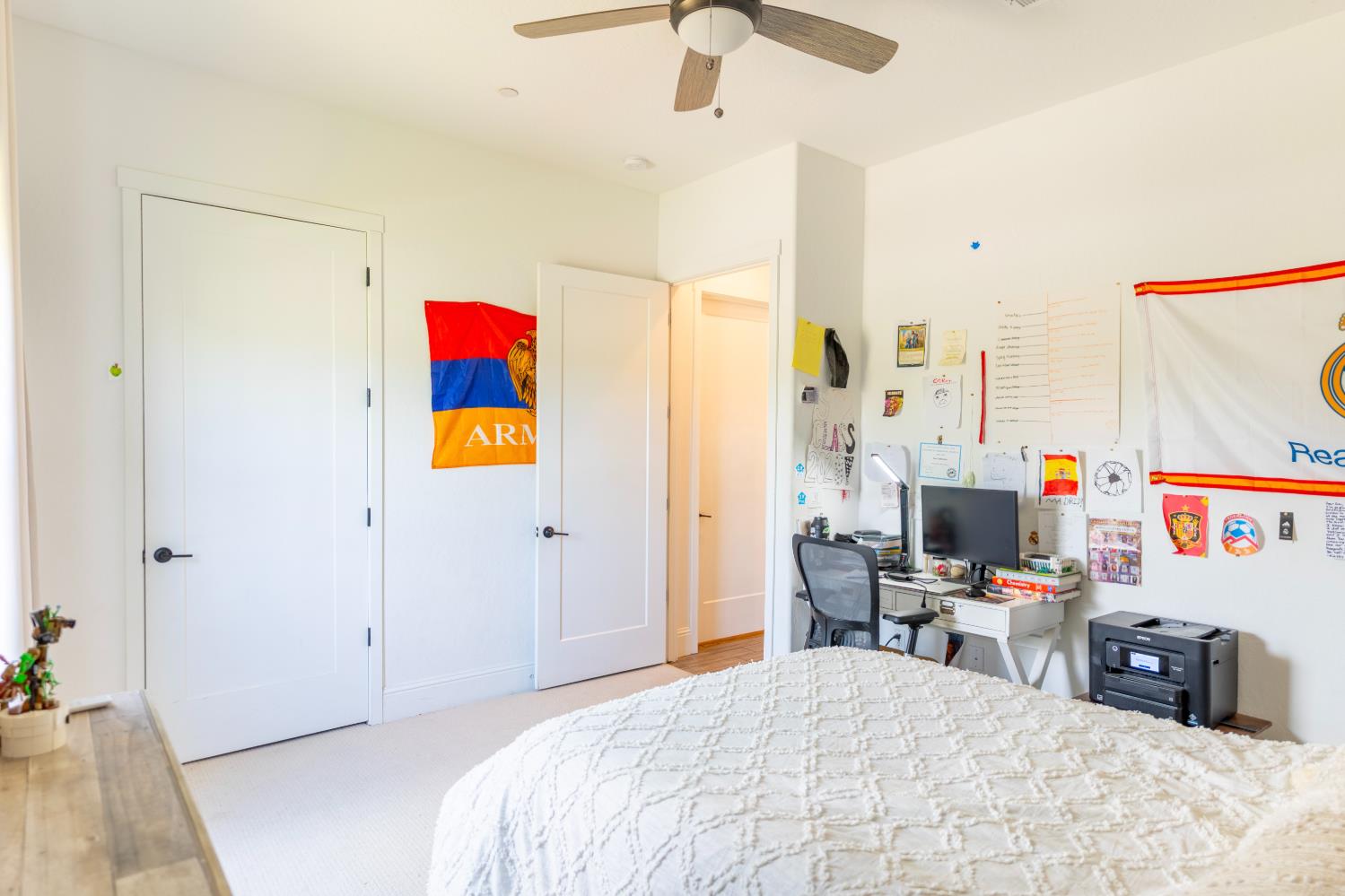 1104 Bloom Ave, Clovis, CA 93619
