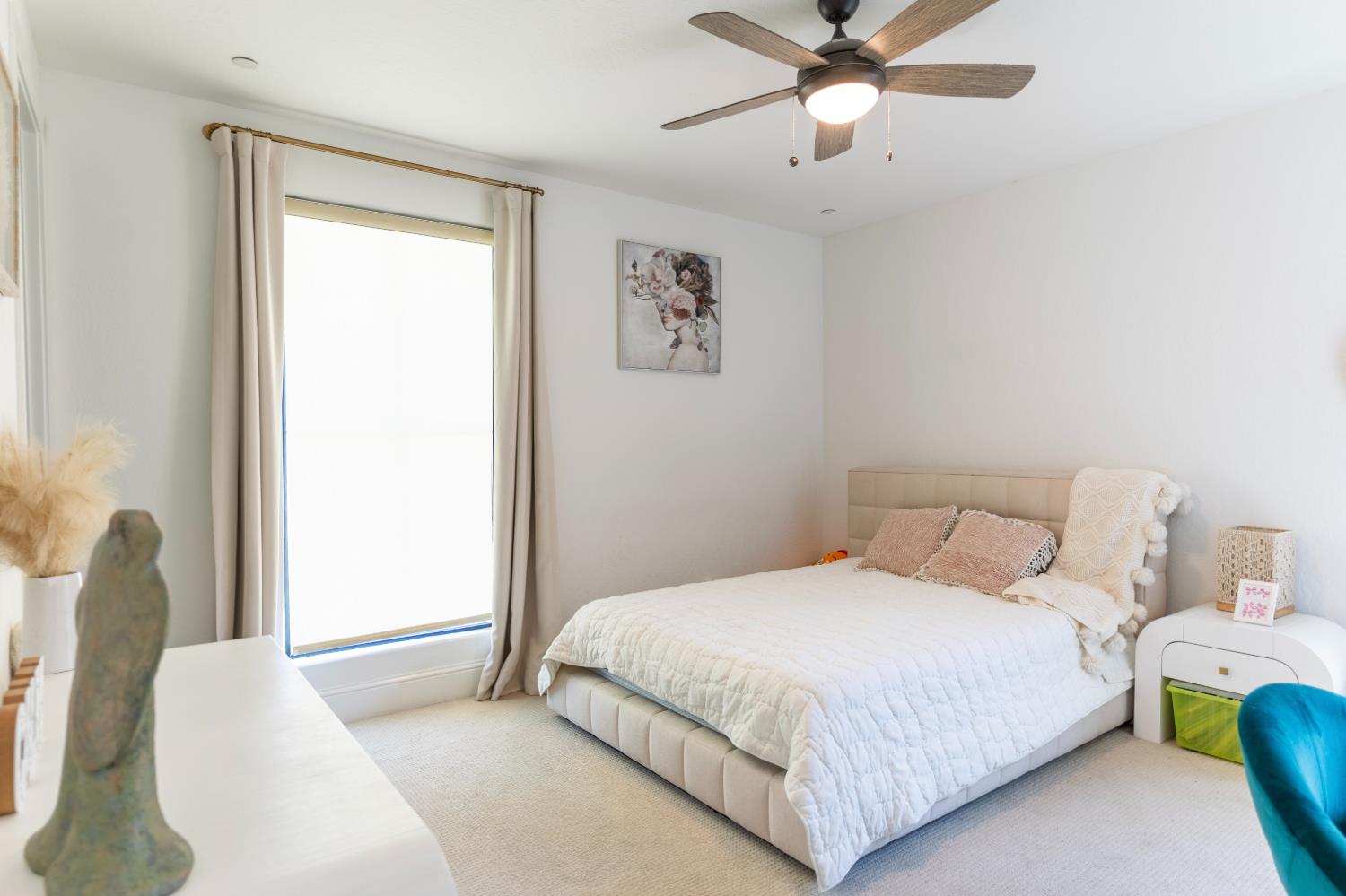 1104 Bloom Ave, Clovis, CA 93619