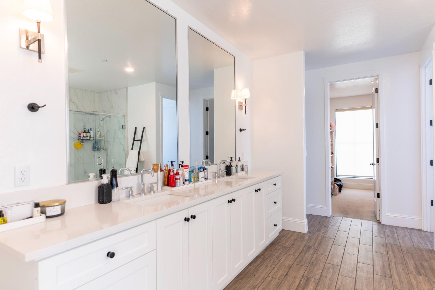 1104 Bloom Ave, Clovis, CA 93619