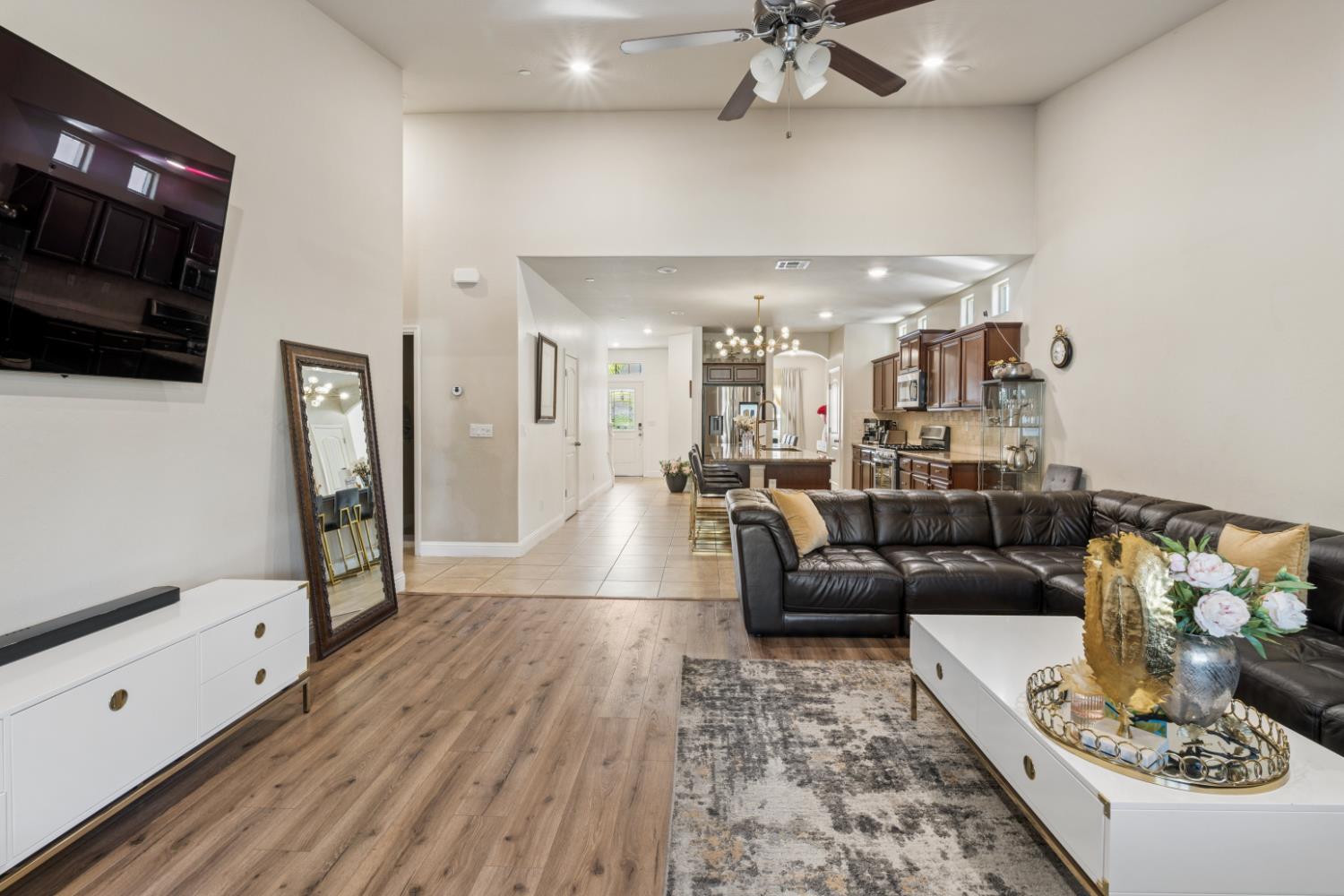 5239 N Bonta Ave, Fresno, CA 93723