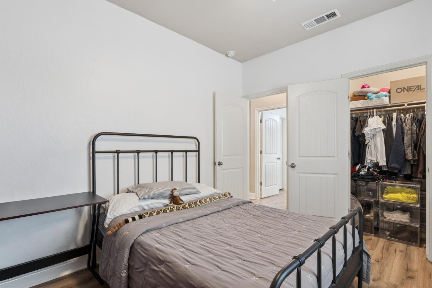 5239 N Bonta Ave, Fresno, CA 93723