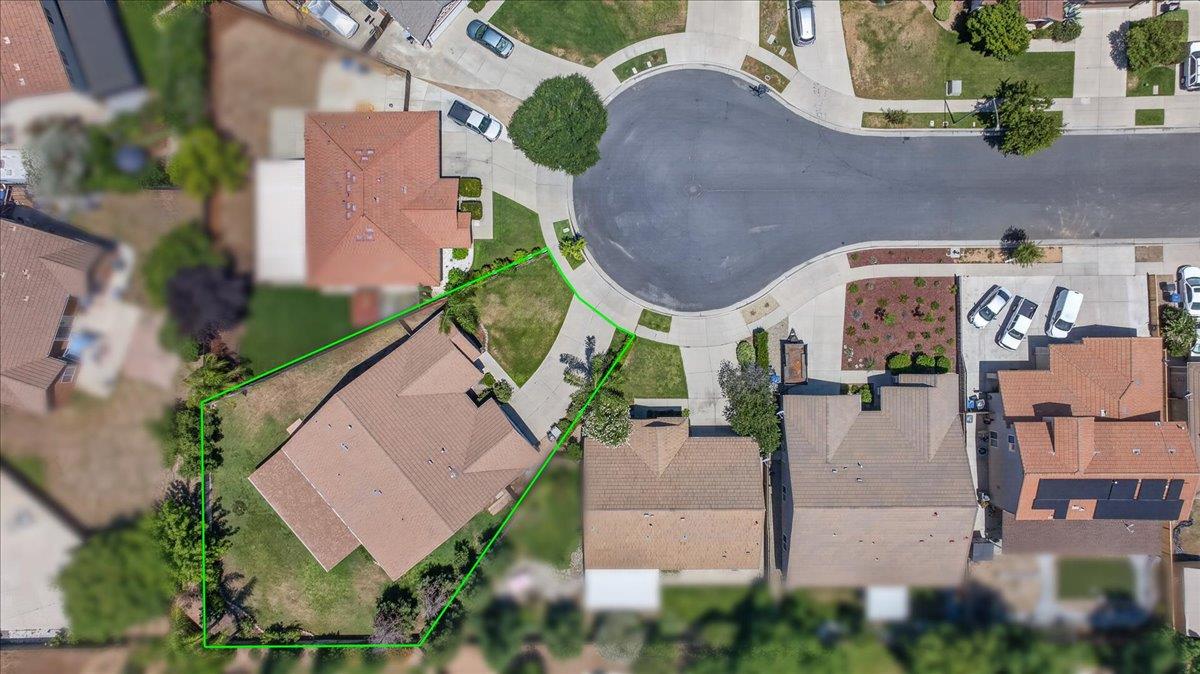 6105 E Cortland Ave, Fresno, CA 93727