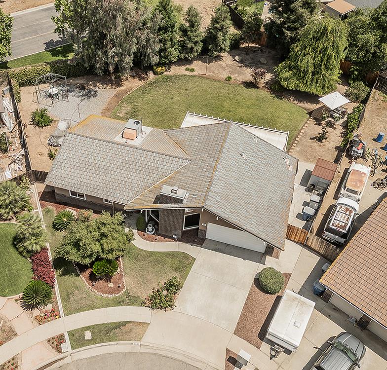6688 N Bendel Ave, Fresno, CA 93722