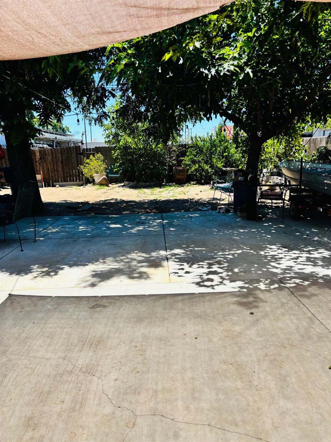 305 N Ferger Ave, Fresno, CA 93701