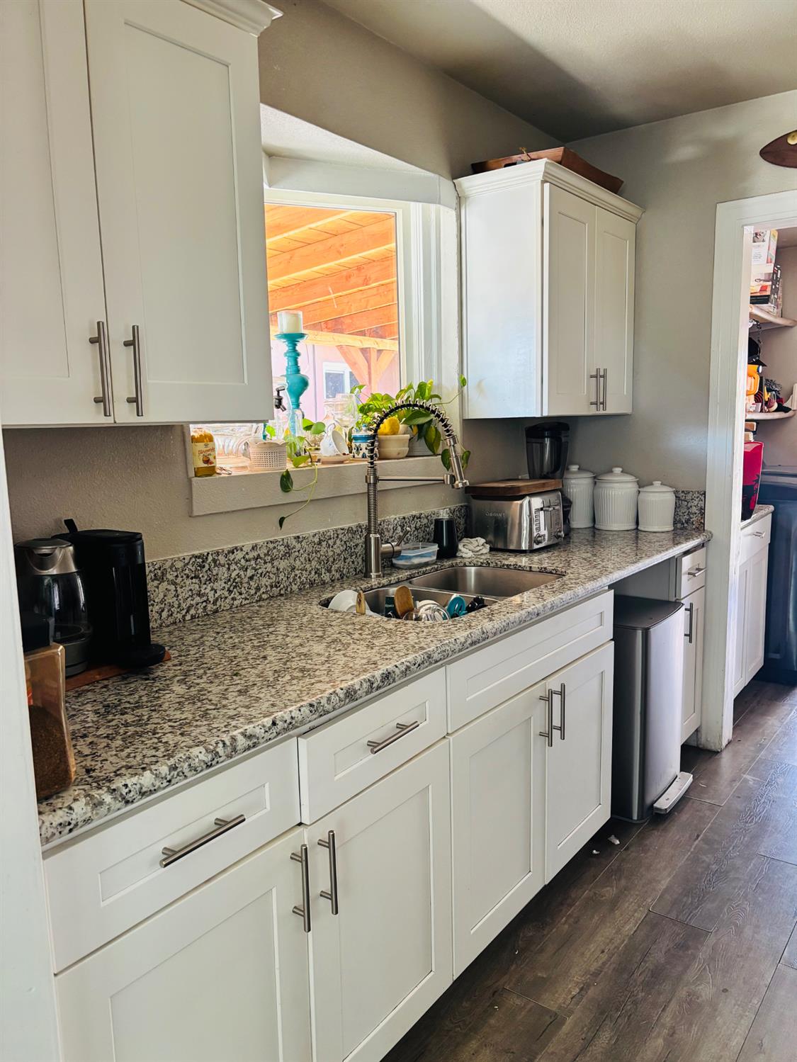 305 N Ferger Ave, Fresno, CA 93701