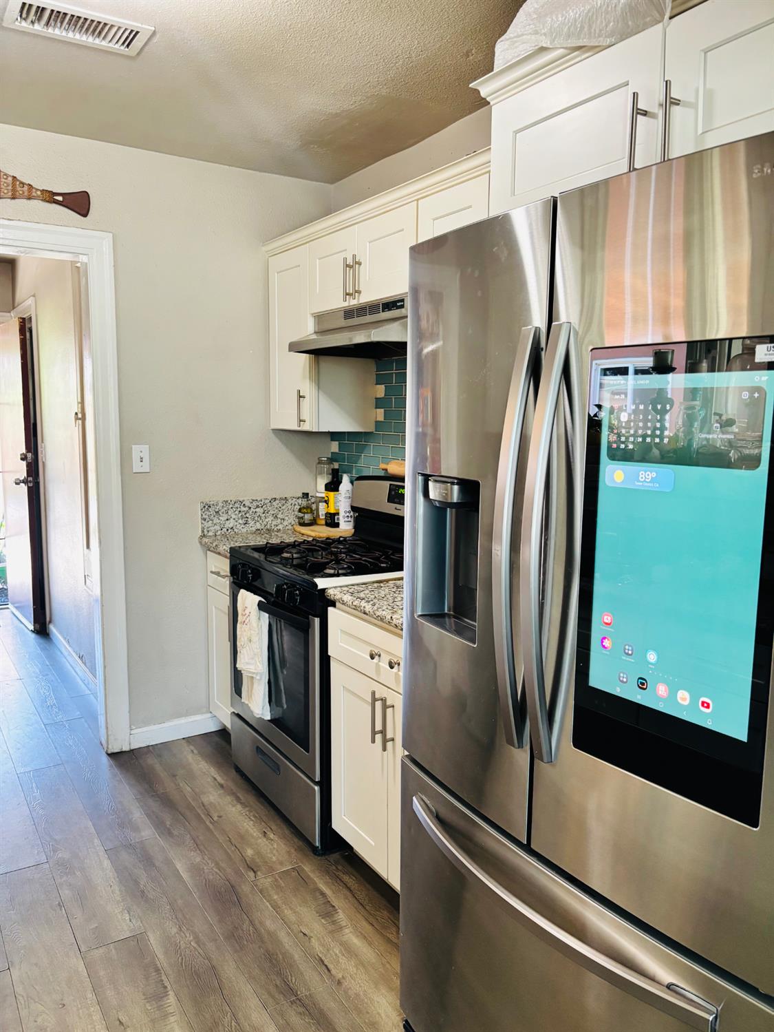 305 N Ferger Ave, Fresno, CA 93701