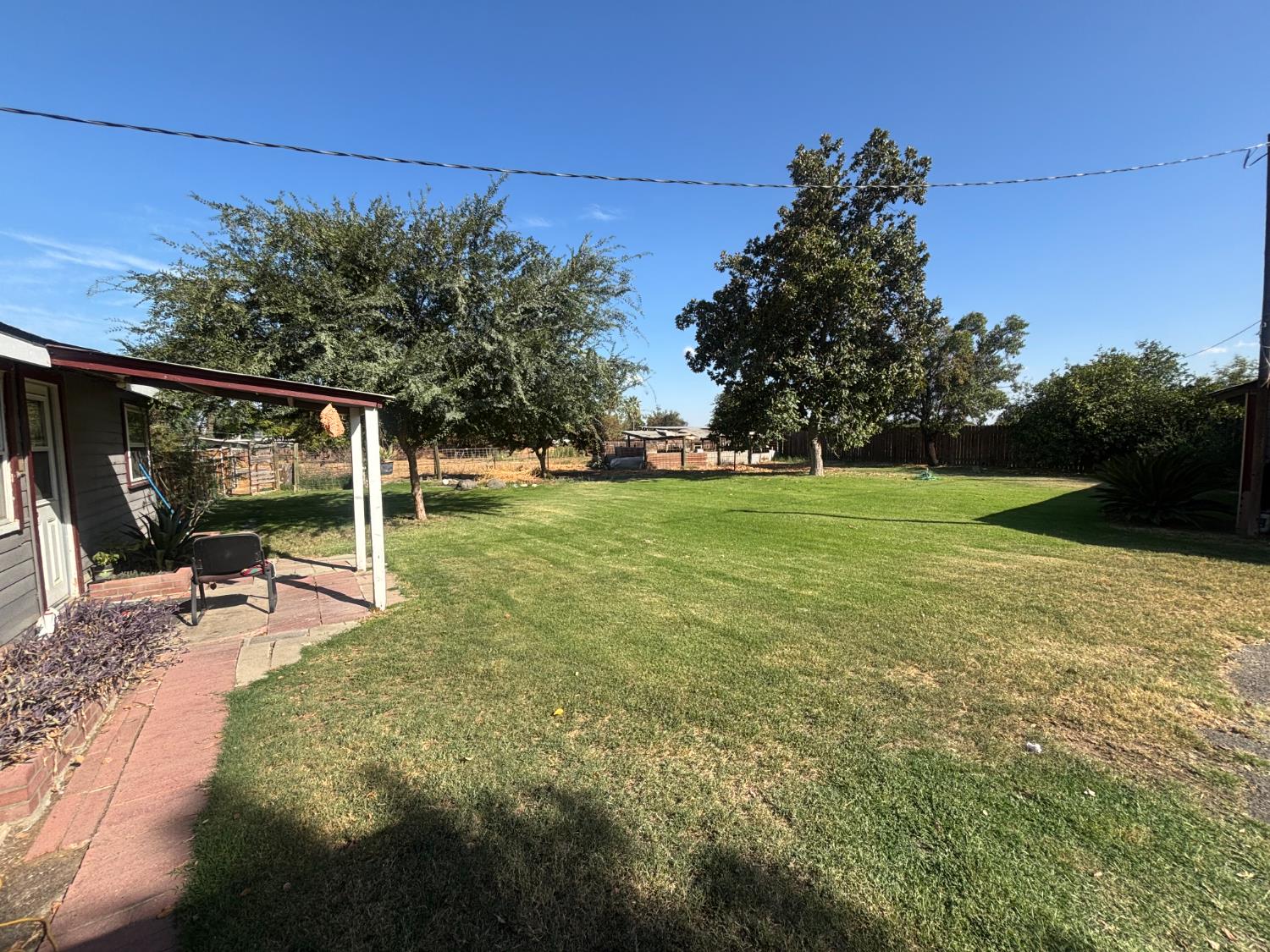 19317 E Parlier Ave, Reedley, CA 93654