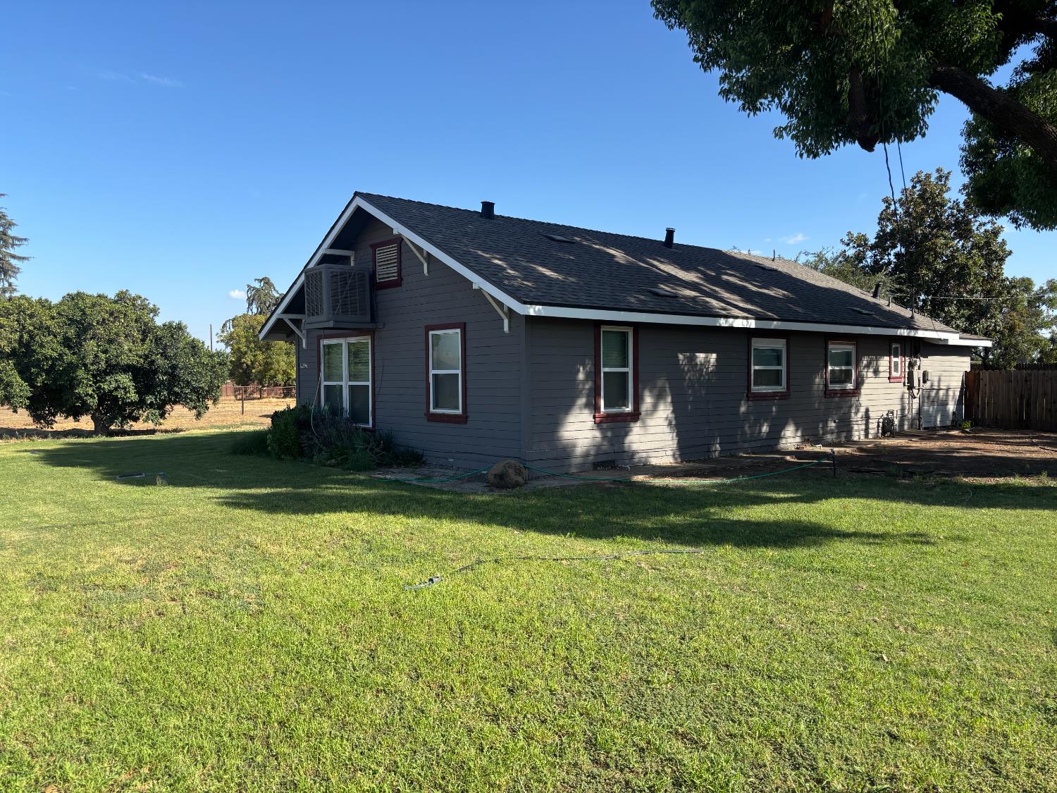 19317 E Parlier Ave, Reedley, CA 93654