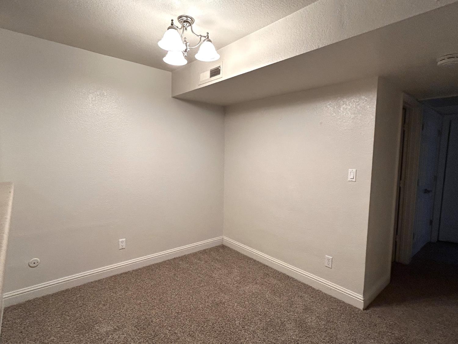 2881 Huntington Blvd #128, Fresno, CA 93721