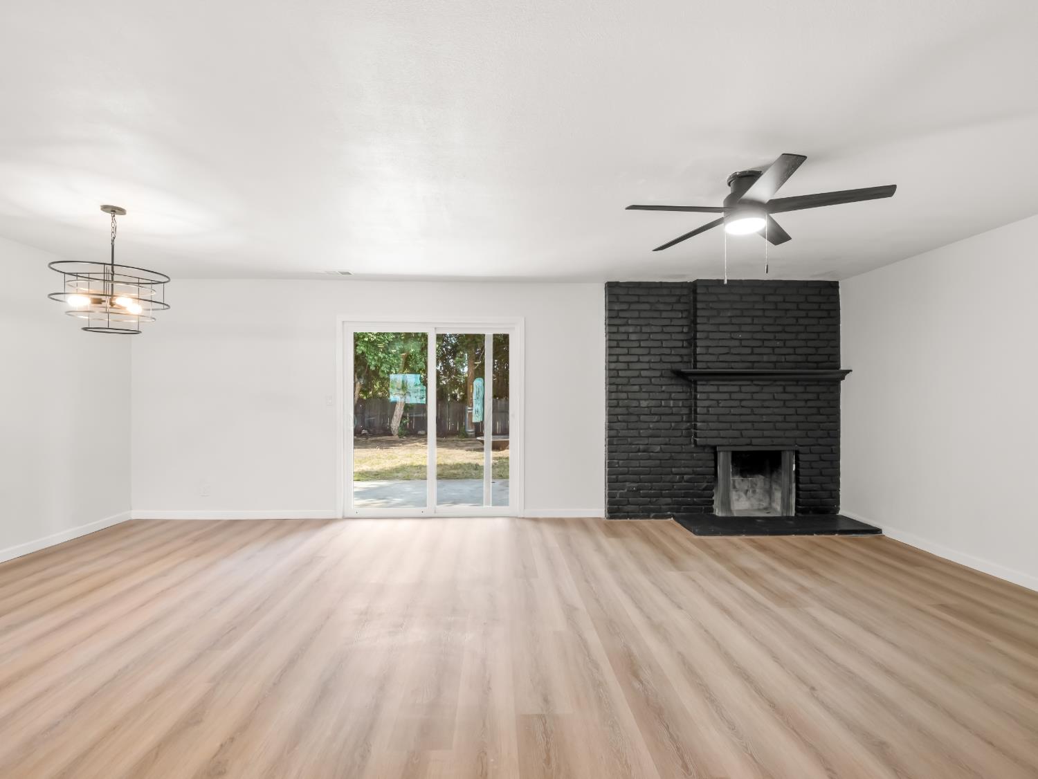4046 E Cortland, Fresno, CA 93726