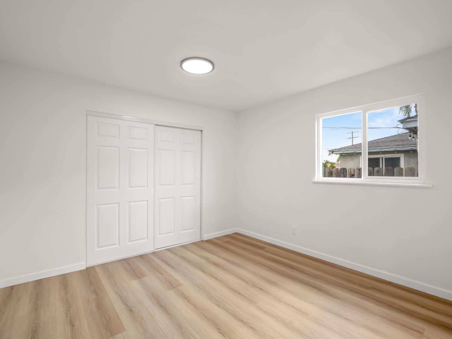 4046 E Cortland, Fresno, CA 93726