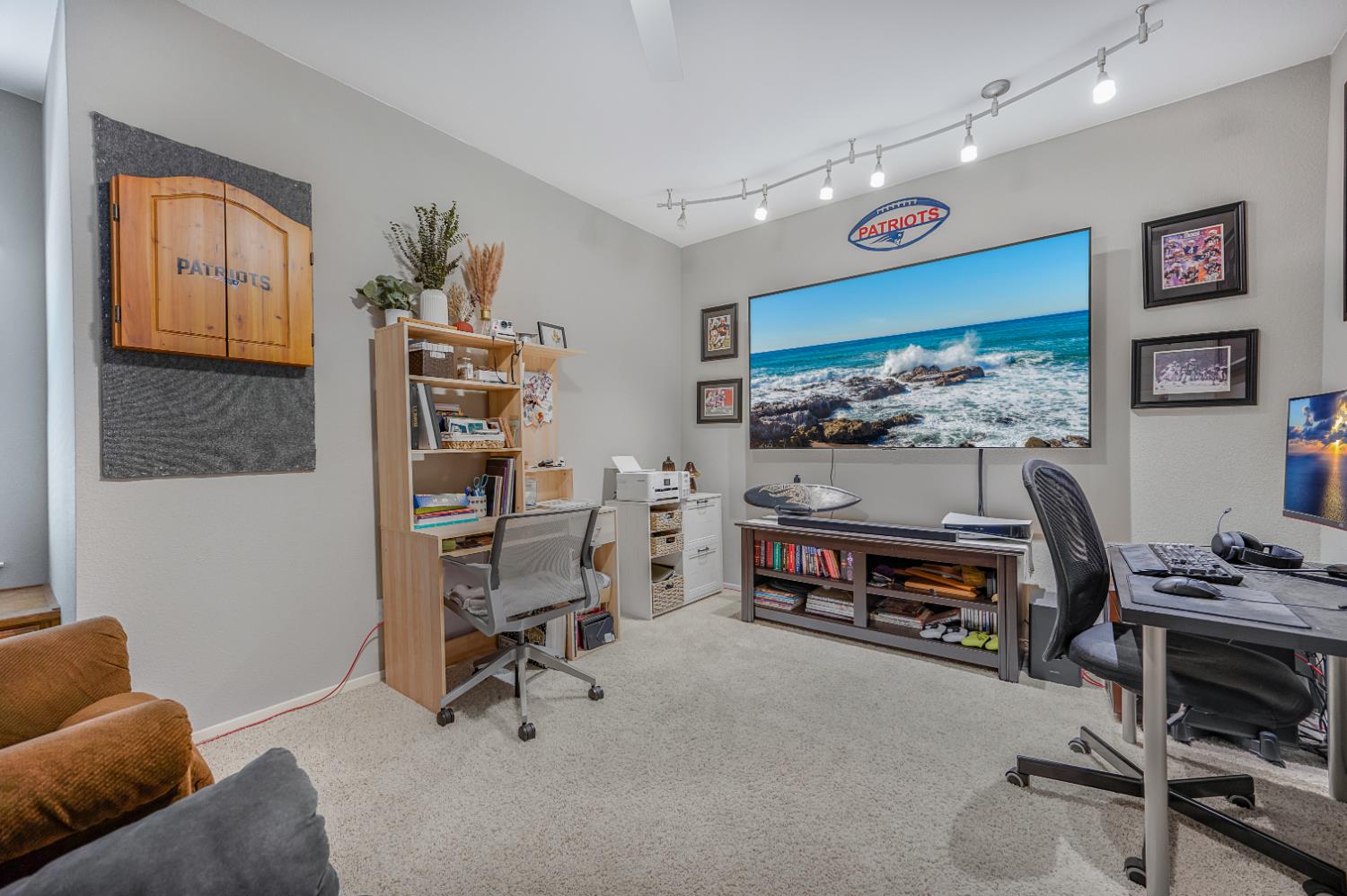 612 W El Paso Ave, Clovis, CA 93611
