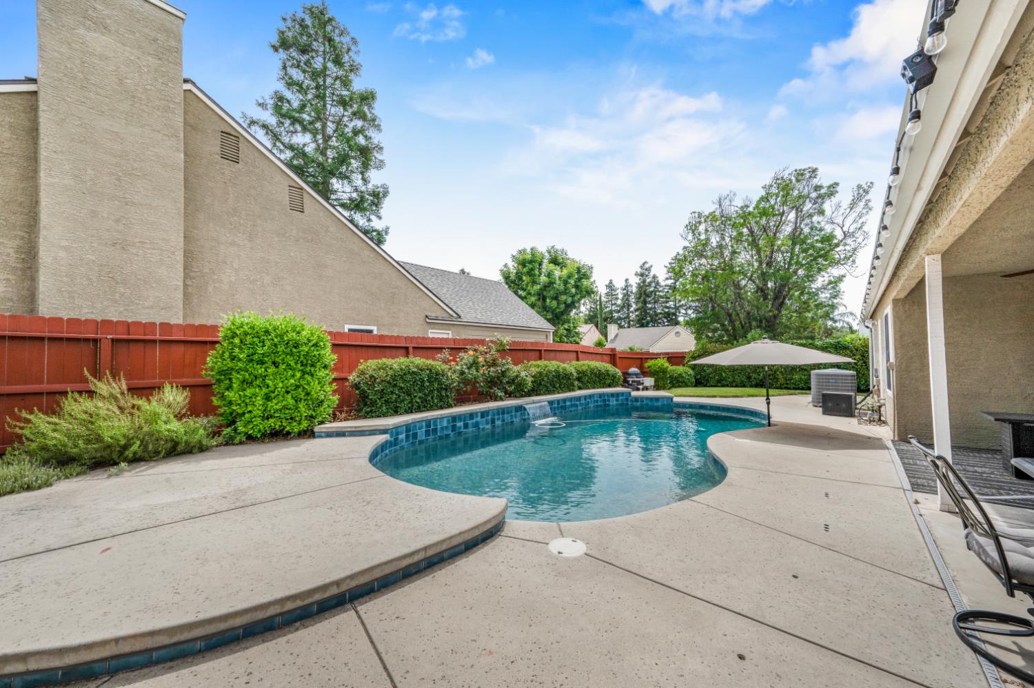 612 W El Paso Ave, Clovis, CA 93611