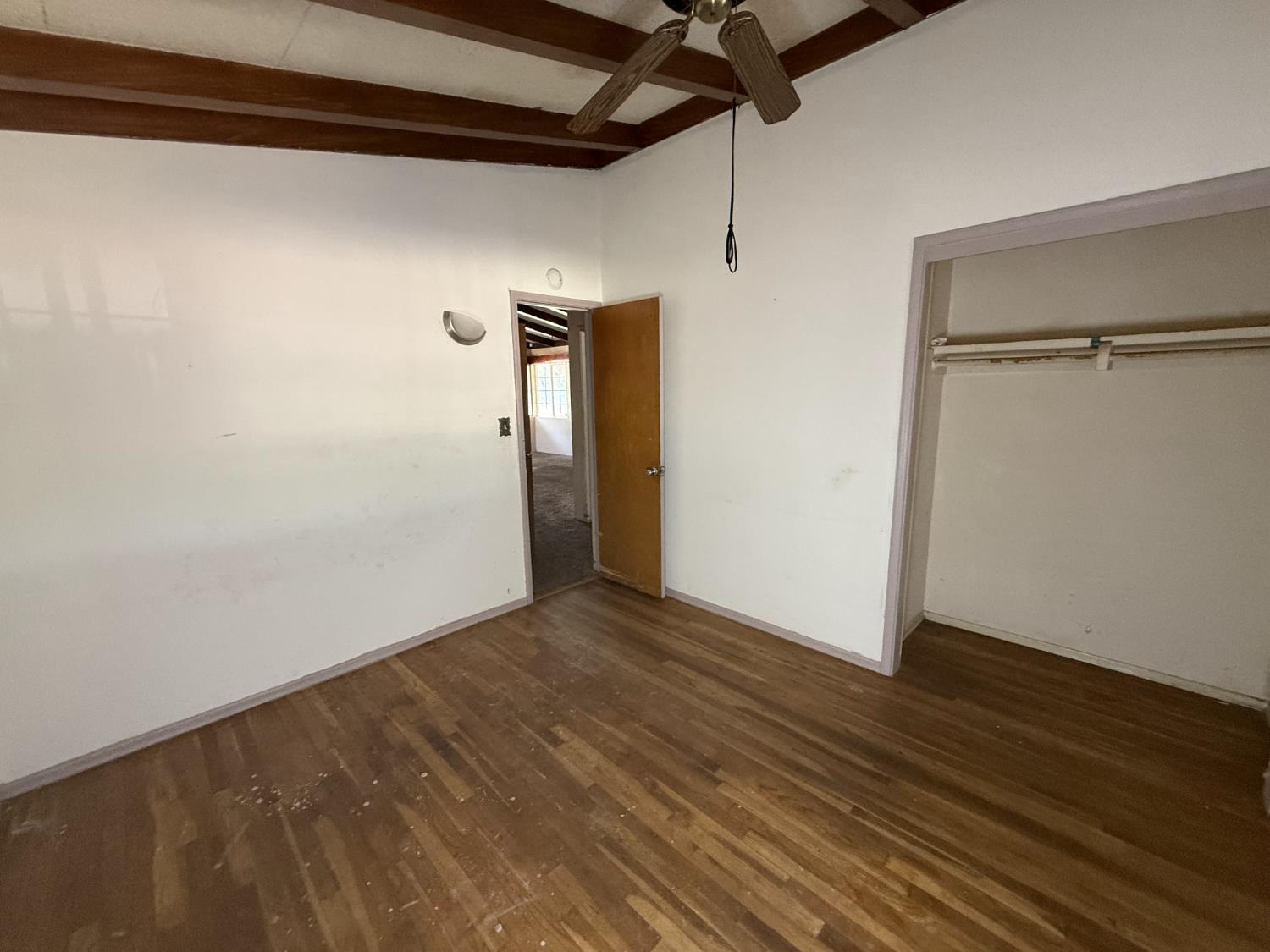 901 S C St, Madera, CA 93638
