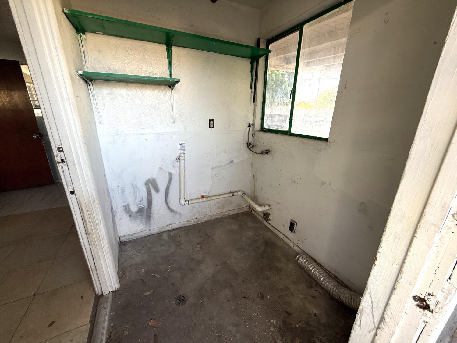 901 S C St, Madera, CA 93638