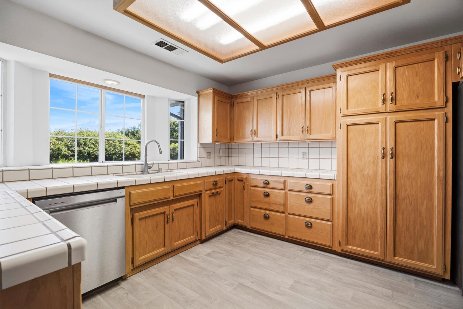 30745 Dorsey Dr, Exeter, CA 93221