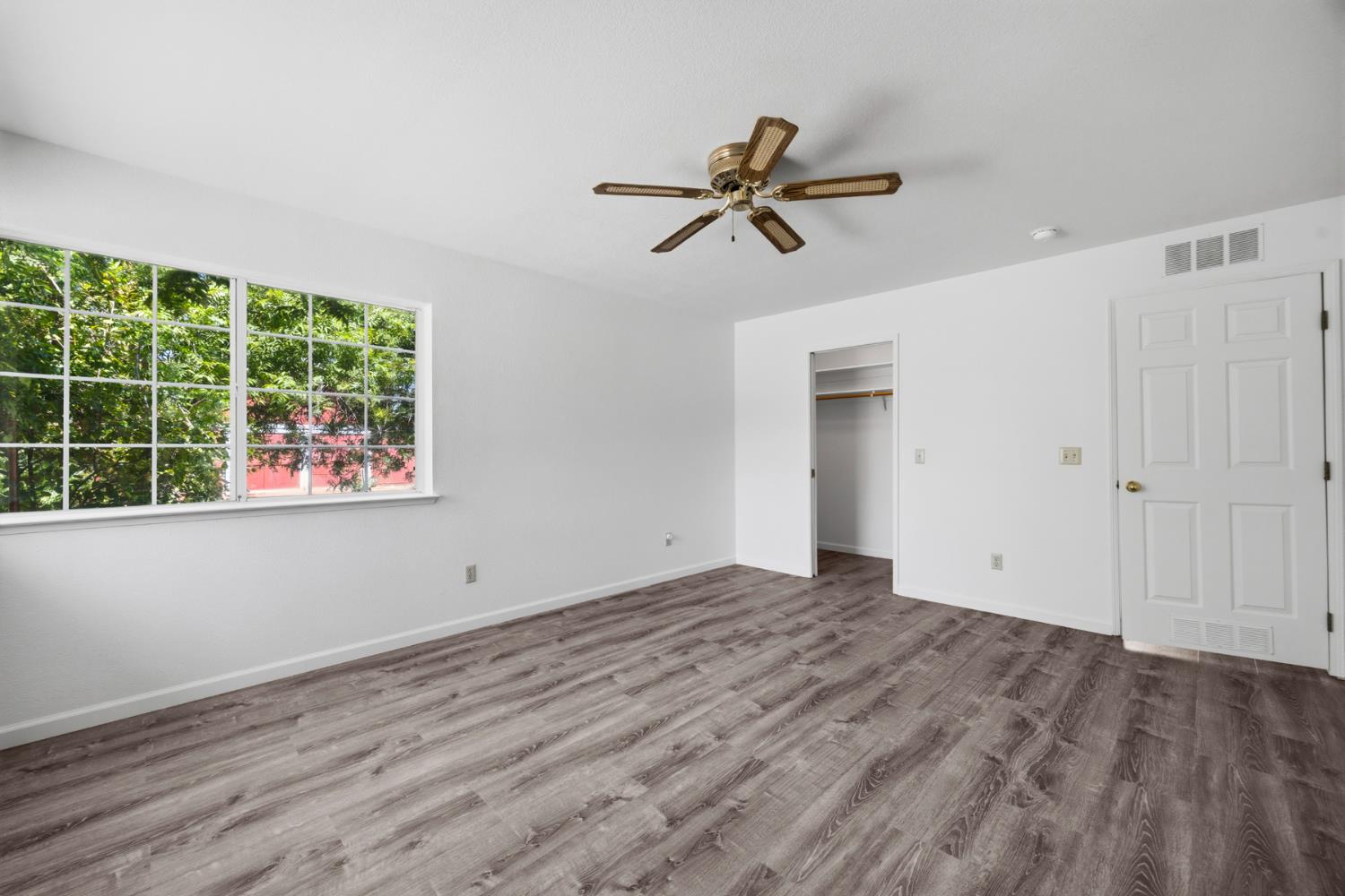 30745 Dorsey Dr, Exeter, CA 93221
